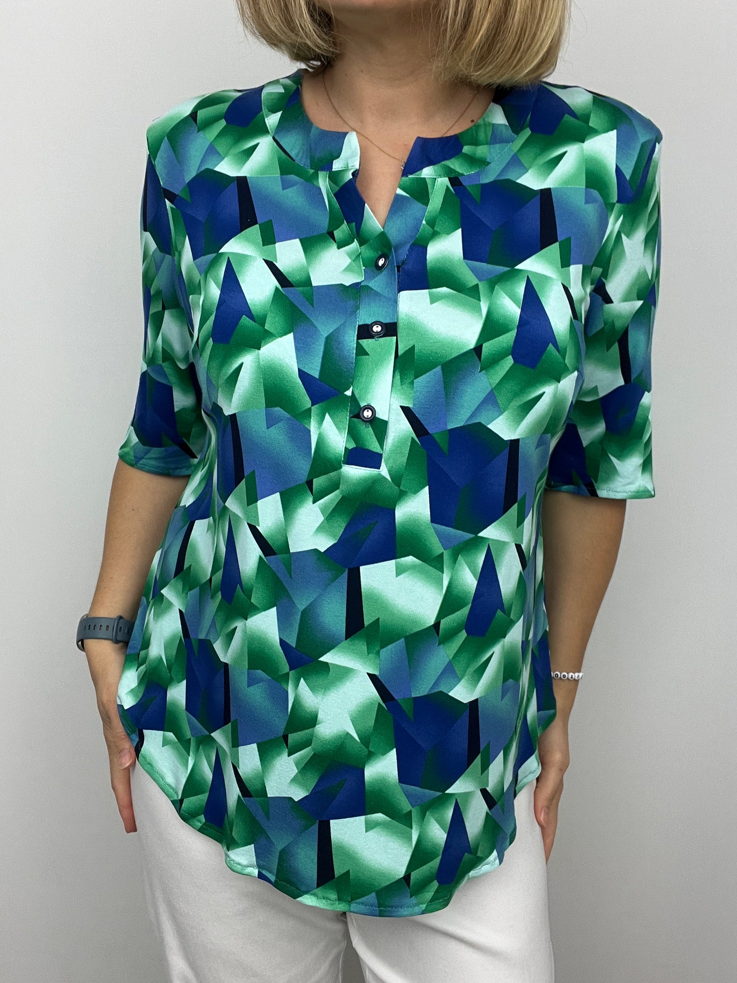HARPER stand-up collar blouse - sizes 16-26