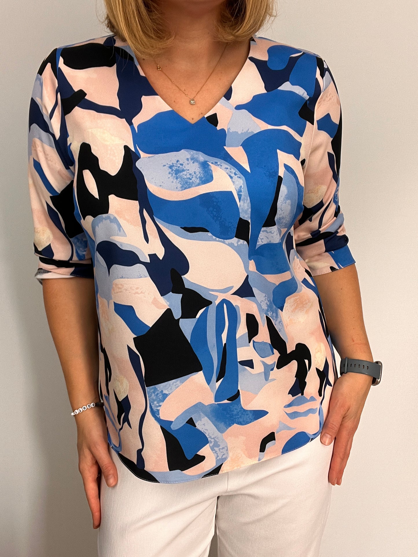 BRIDGET v-neck top