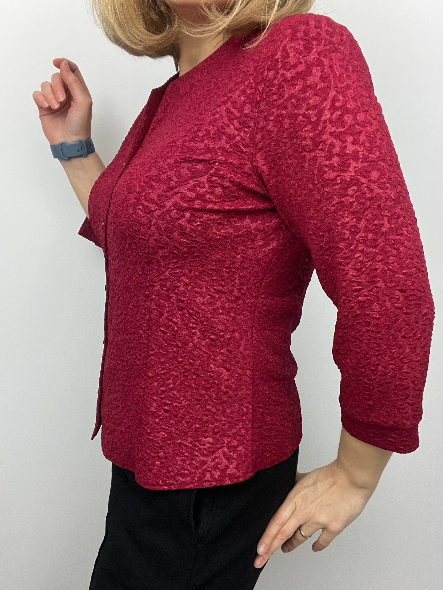 CRYSTAL burgundy tetured button down collarless blouse