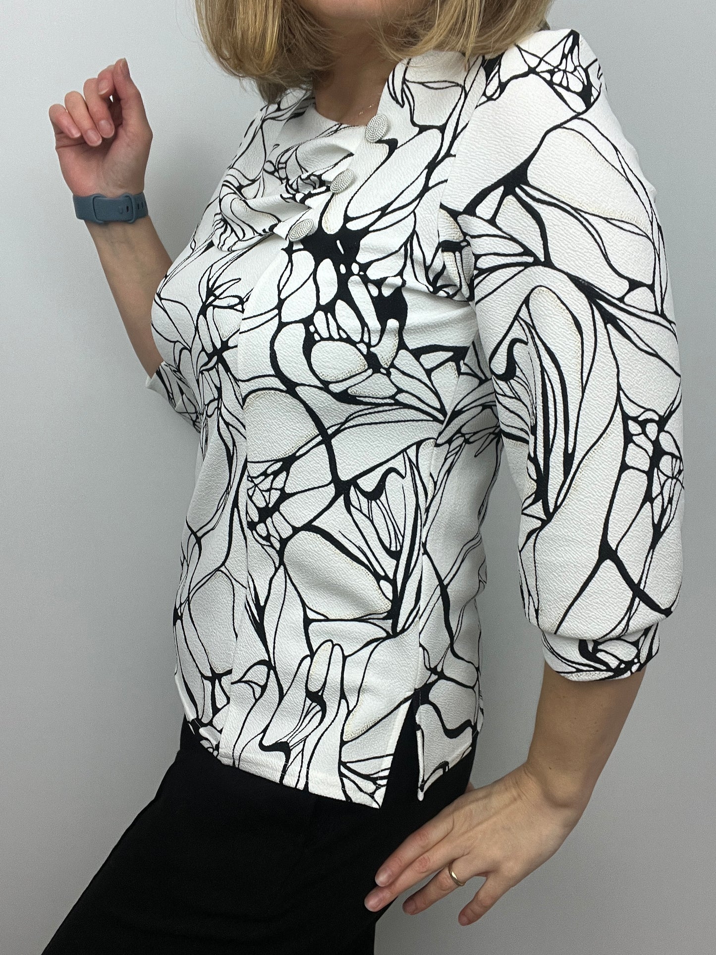 AVRIL top with pleated neckline