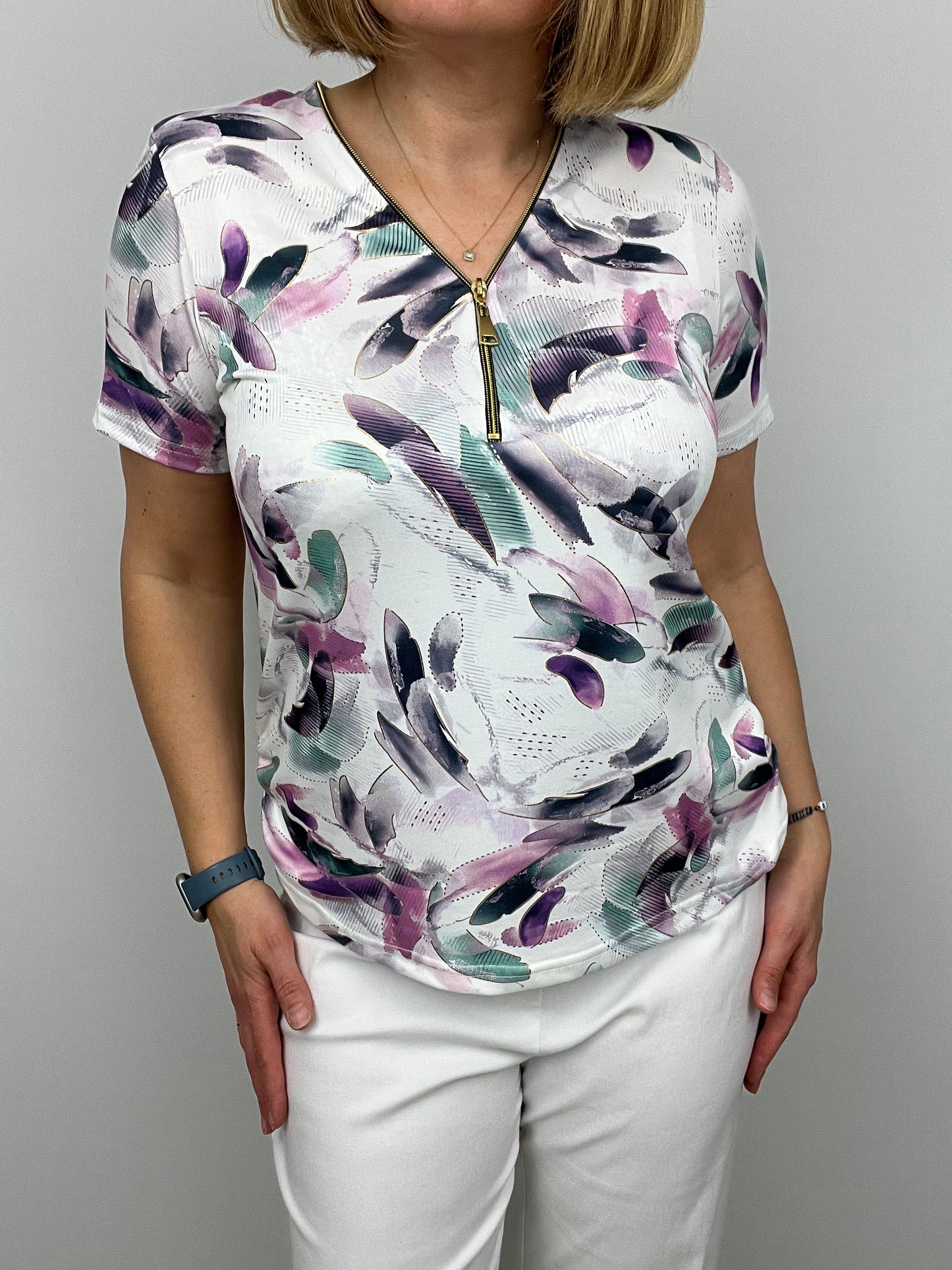 TRACY short sleeve zip top