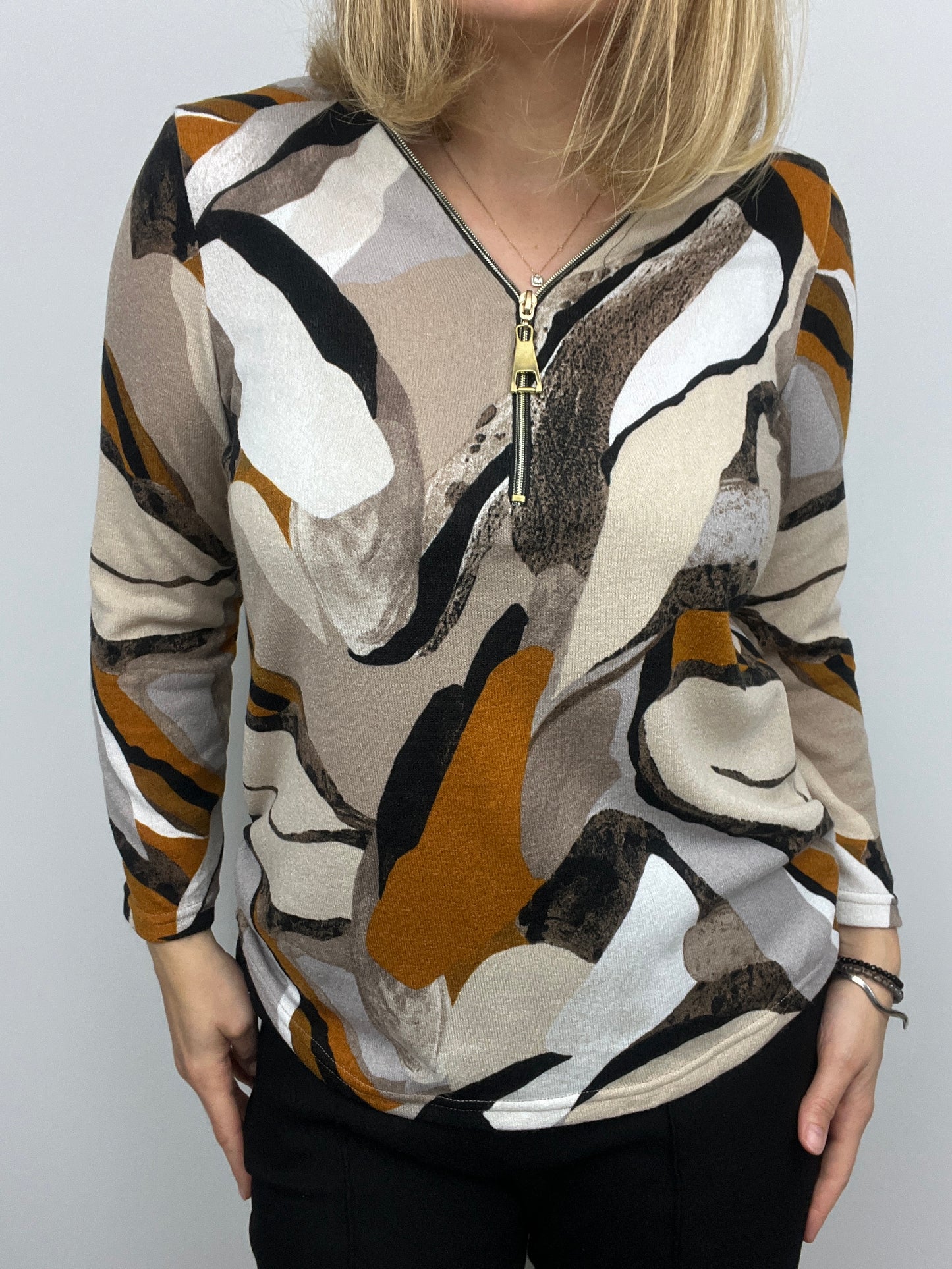 ROSALEEN fine knit zip top