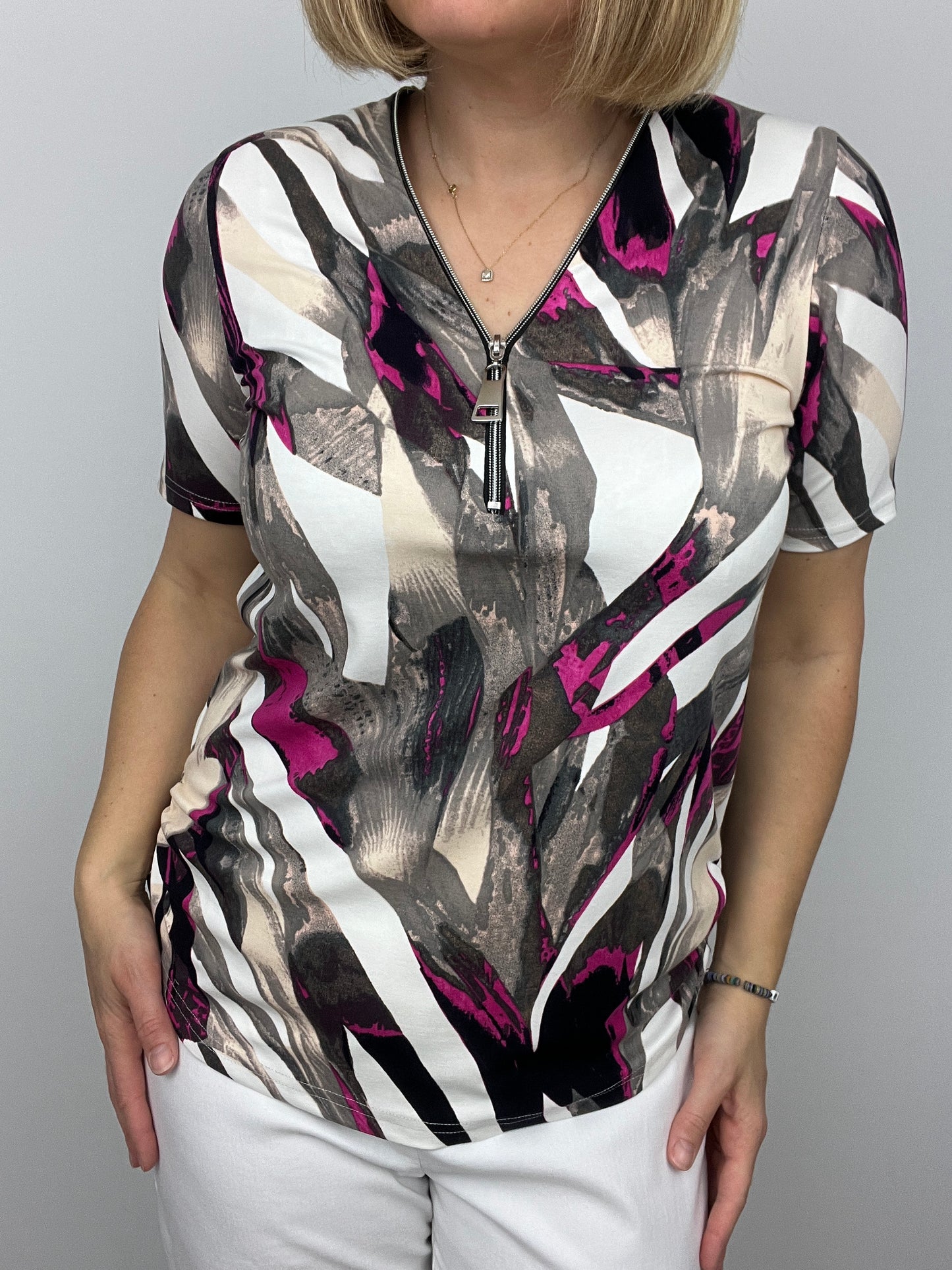 ALEXIS short sleeve zip top