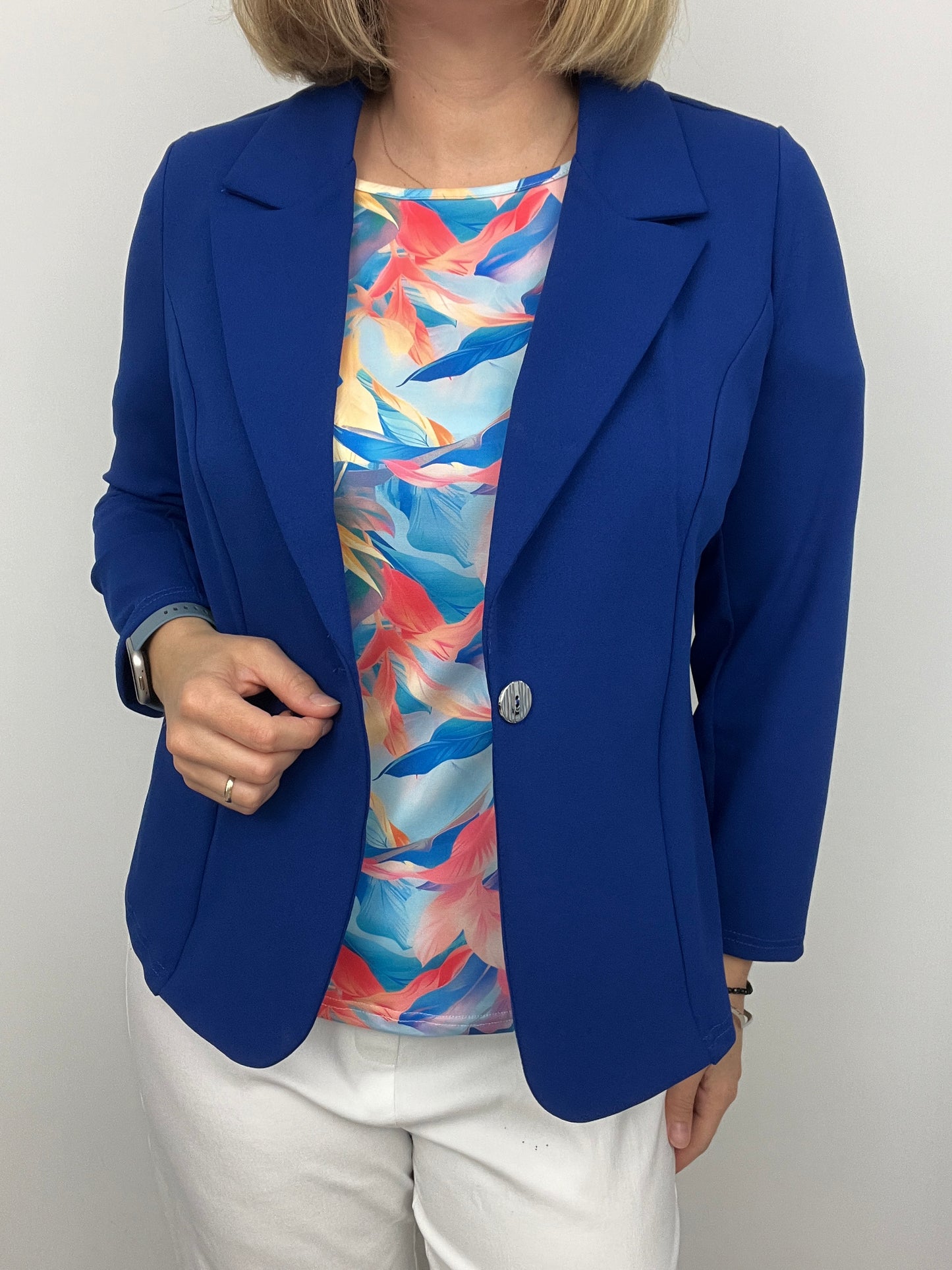 LOTTIE flutter sleeves top