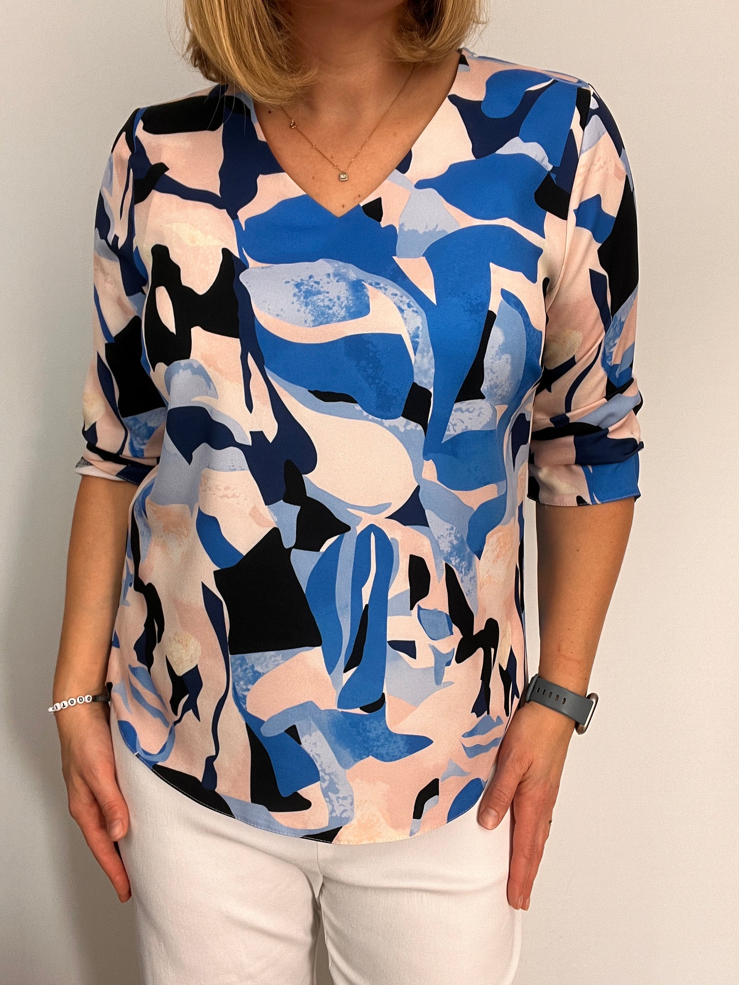 BRIDGET v-neck top