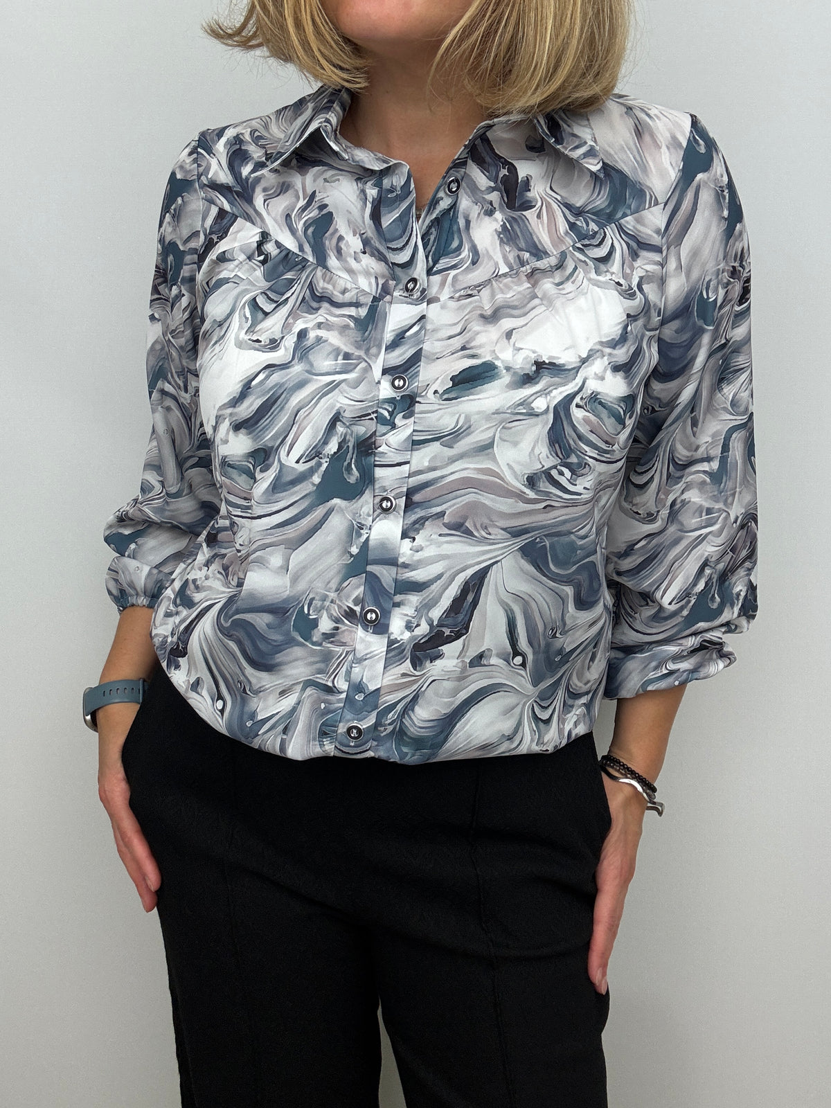 JOAN blouse with collar