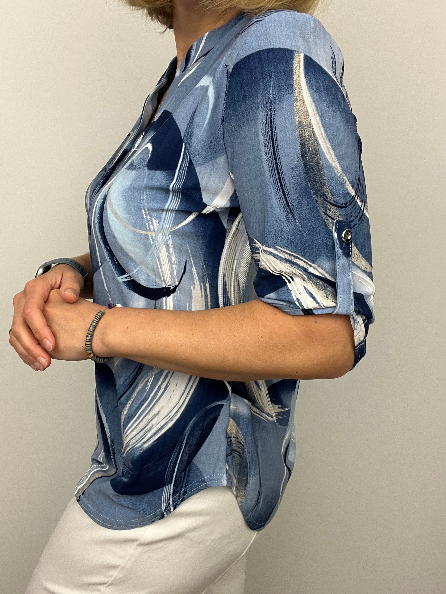 KATHLEEN stand-up collar blouse