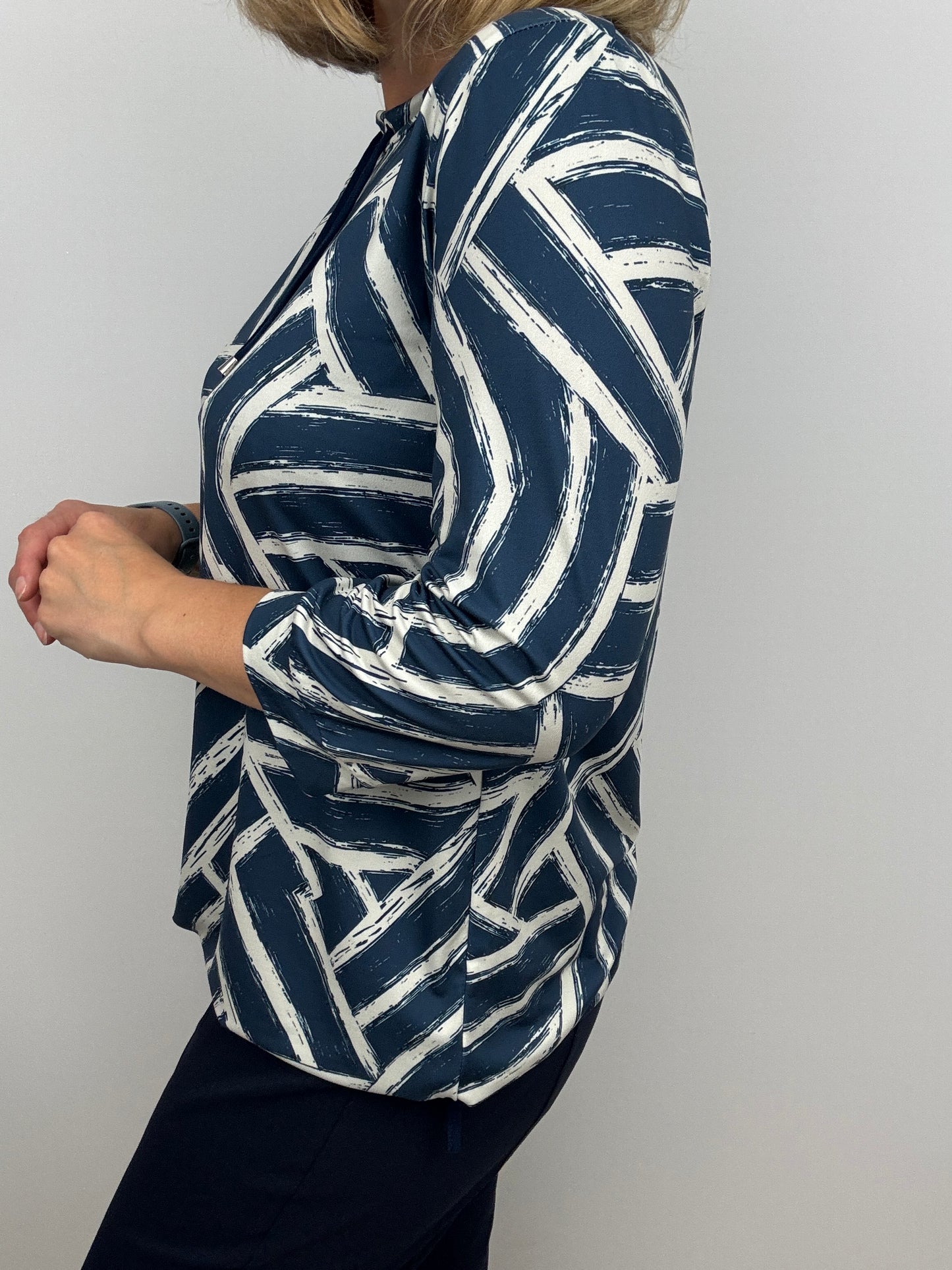 EVE soft brushed abstract print high-neck top