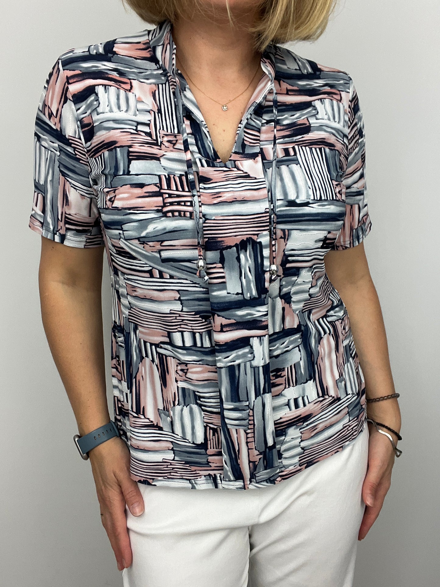 IRIS short sleeve top with stand up collar