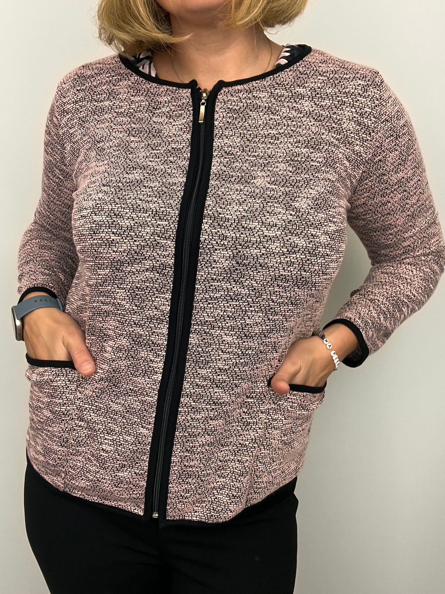 Pink melange fine knit cardigan with zipper and pockets