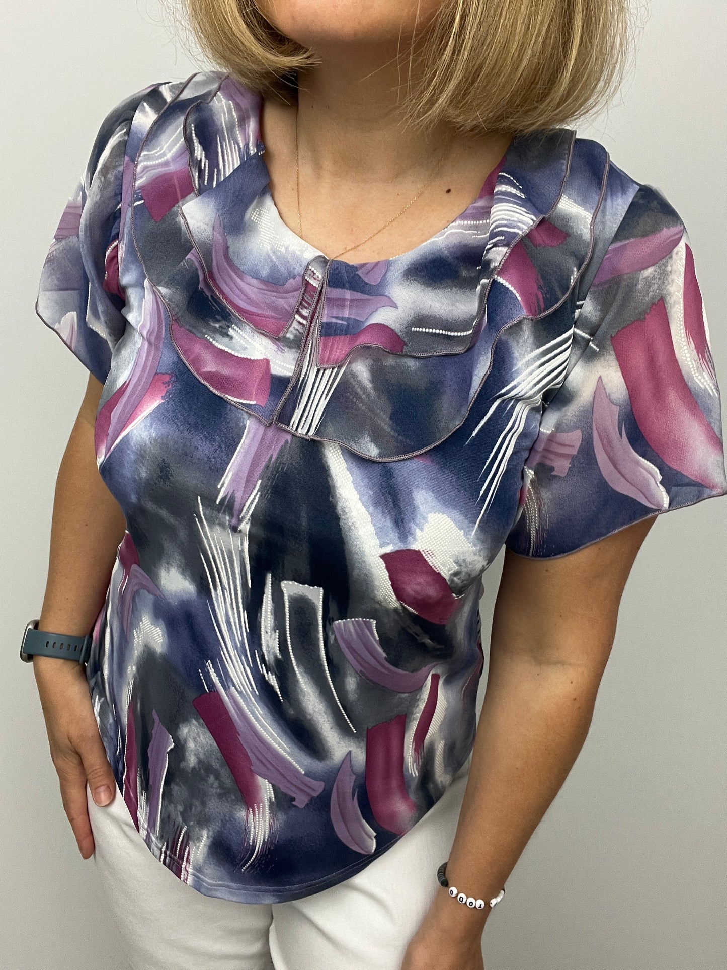 PAULINE Double ruffle round neck top with short sleeve