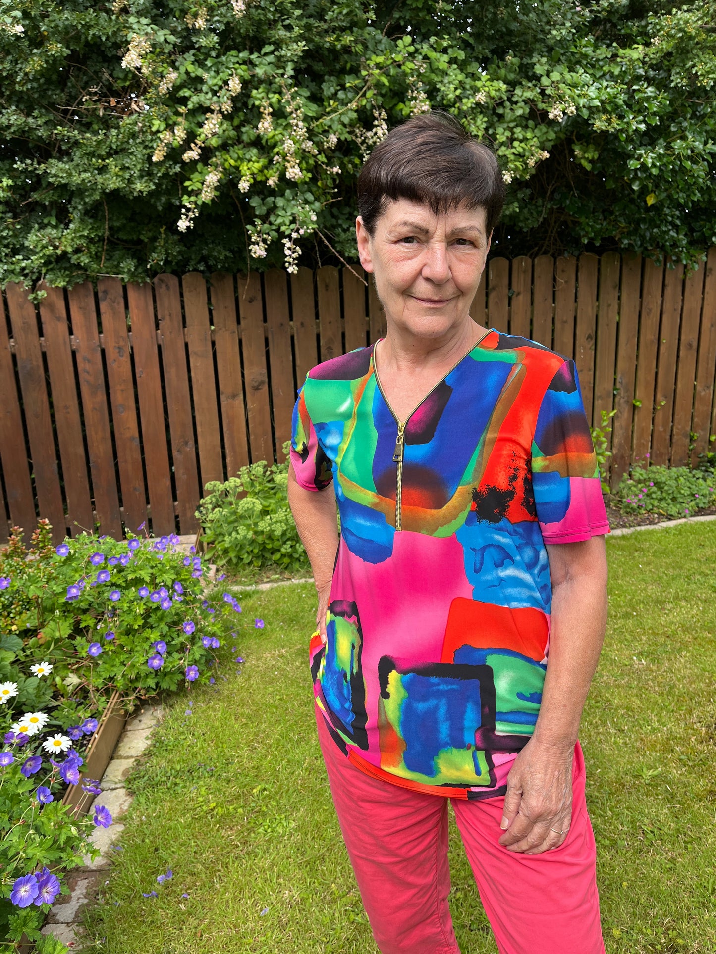 MARTINA short sleeve zip top