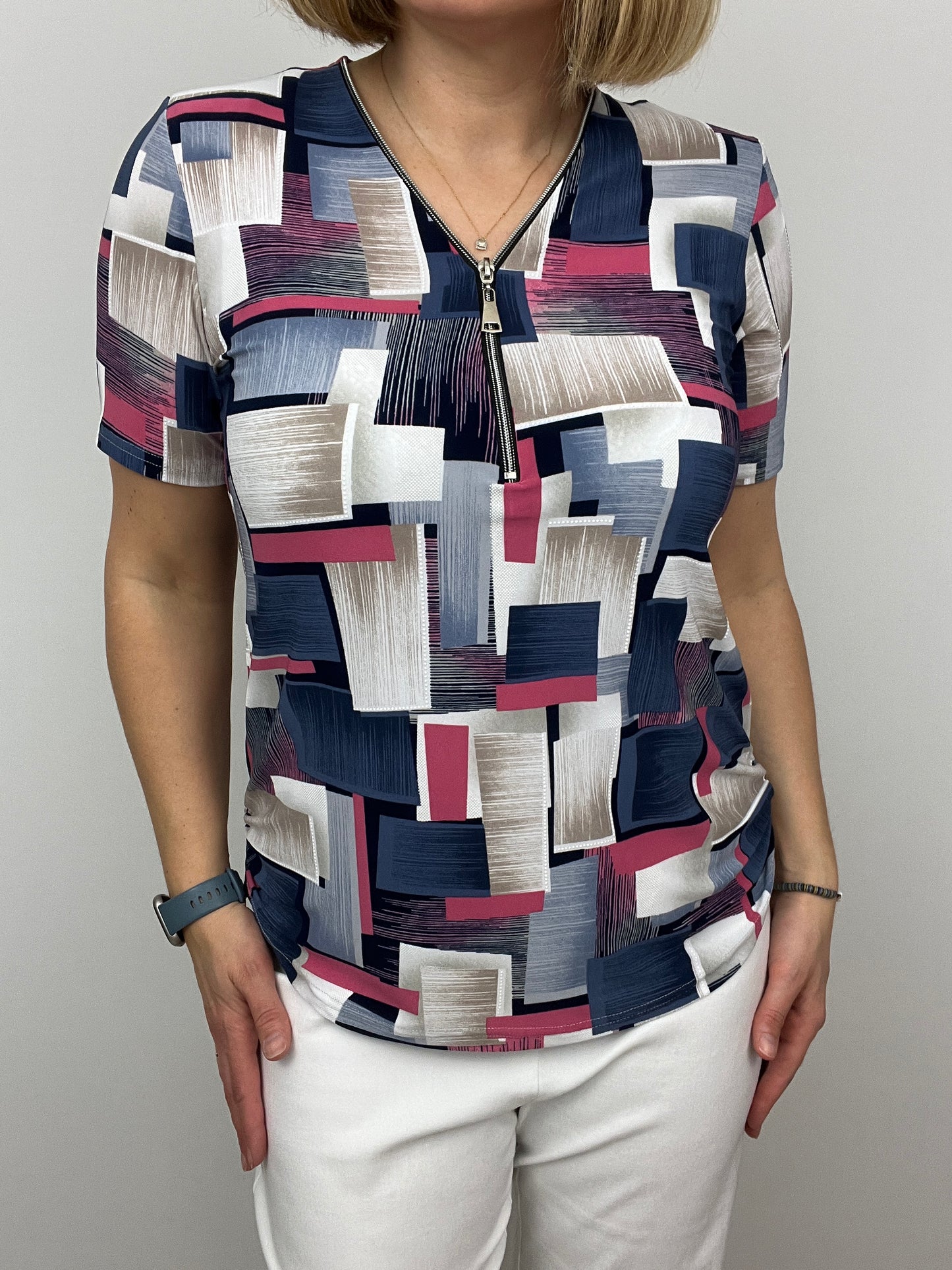 HOPE short sleeve zip top