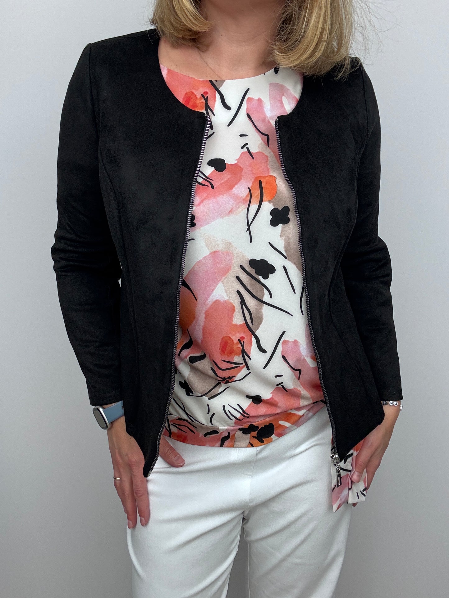 AMBER tie-side top