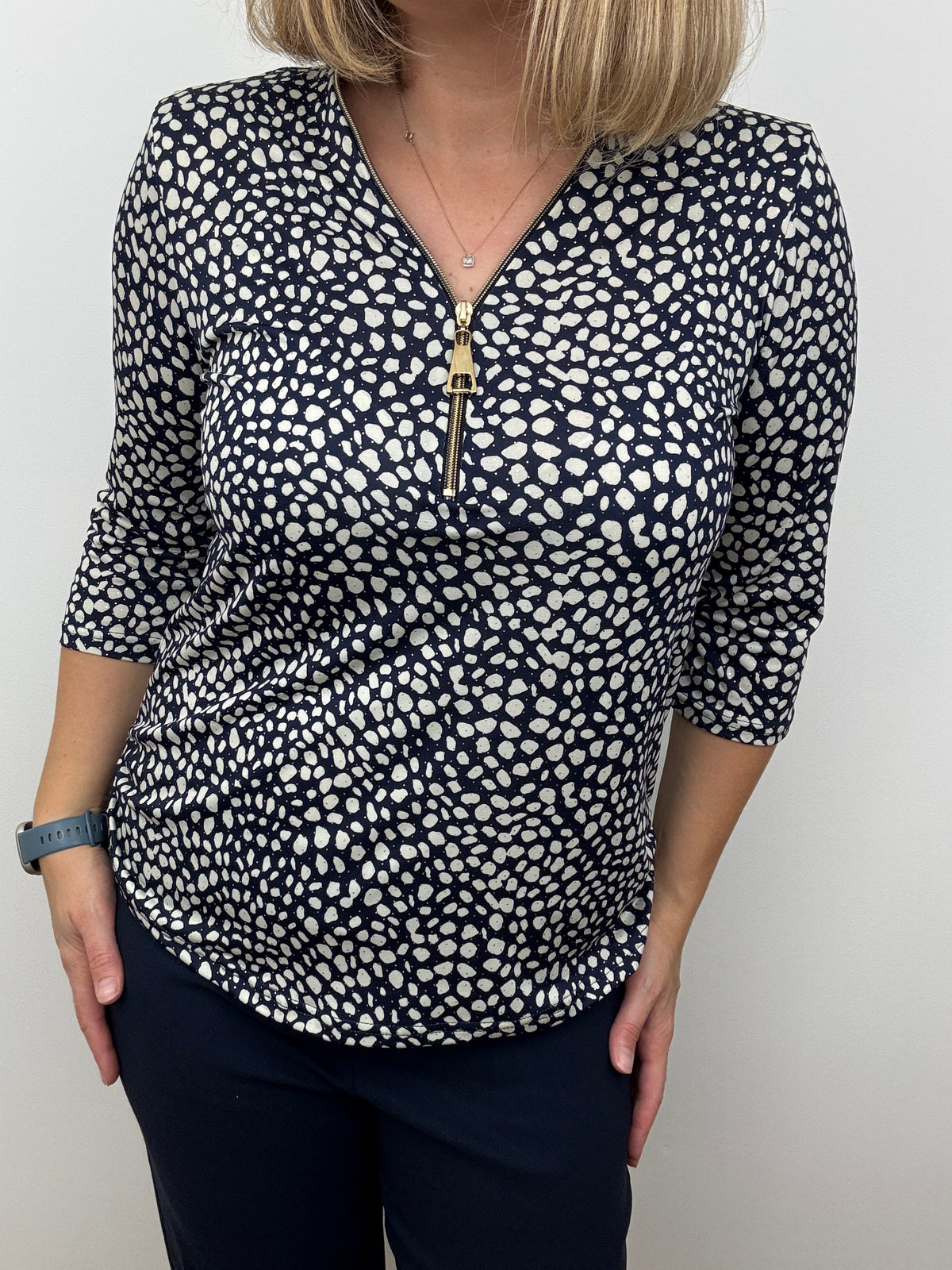 KIMBERLEY plum 3/4 sleeve zip top