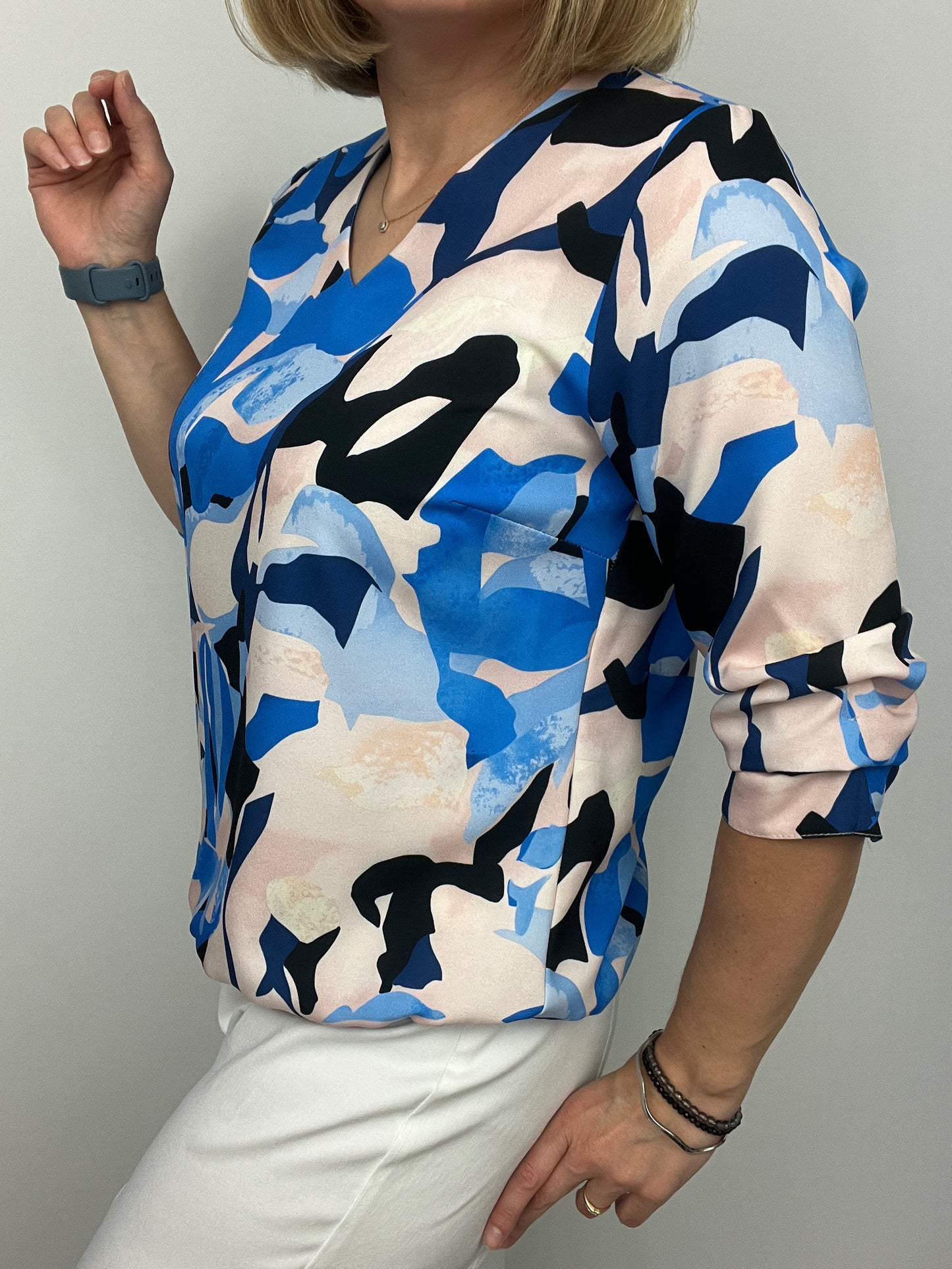 BRIDGET v-neck top with elasticated hem