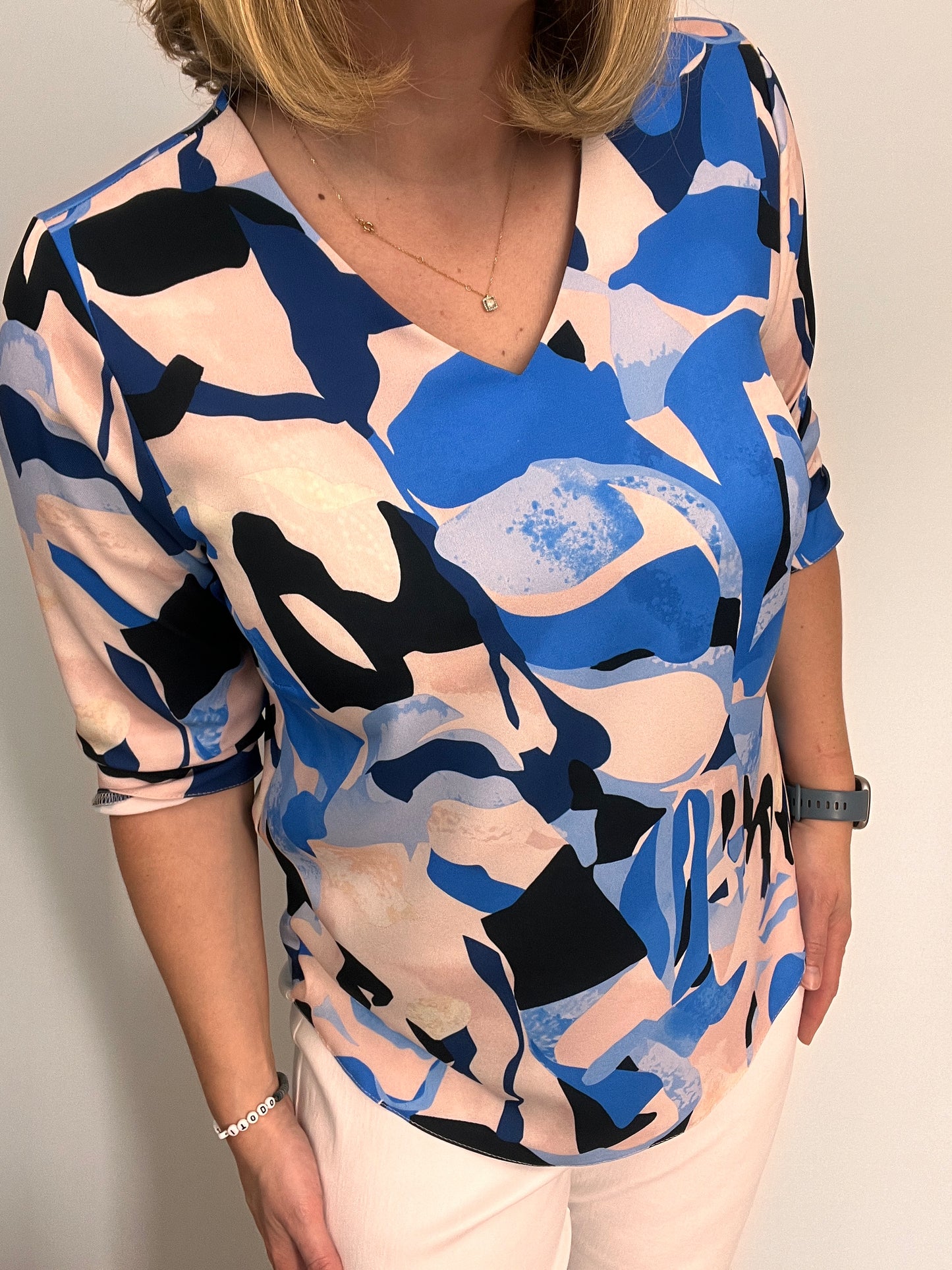 BRIDGET v-neck top