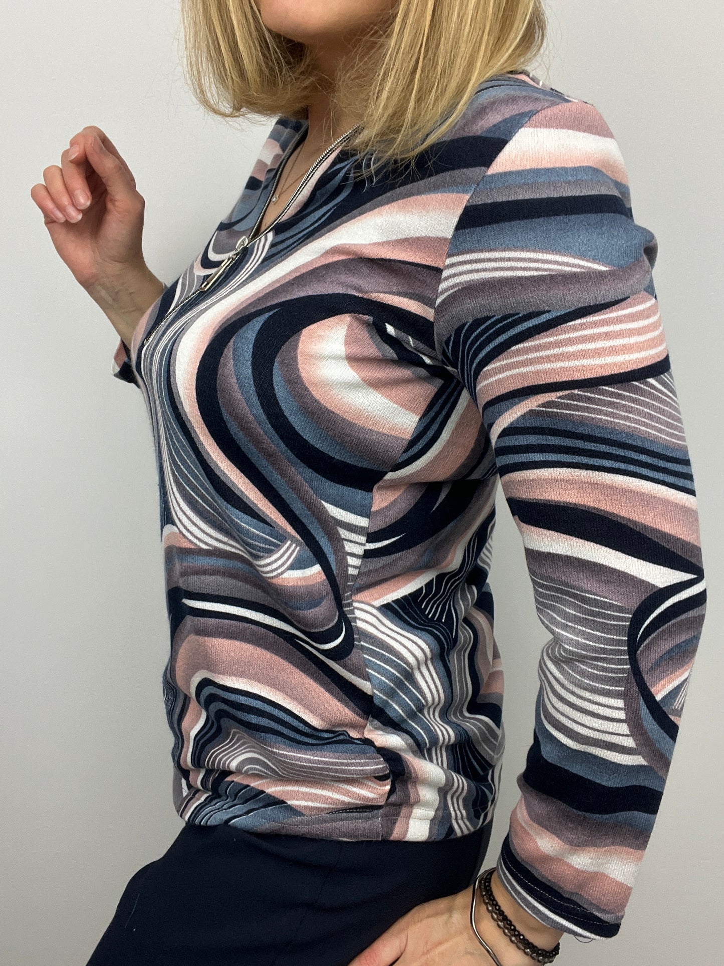 ESTELLE fine knit zip top