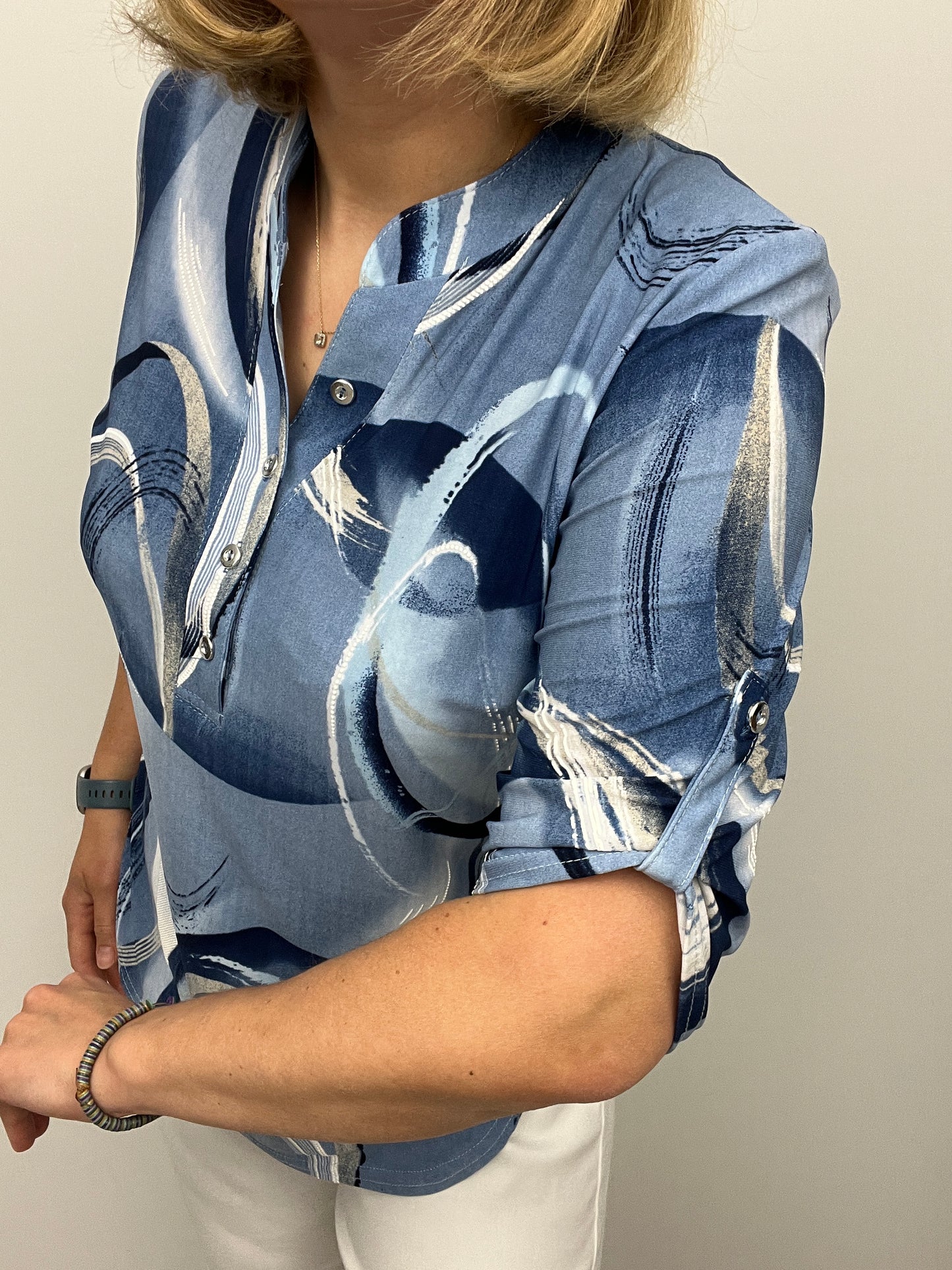 KATHLEEN stand-up collar blouse