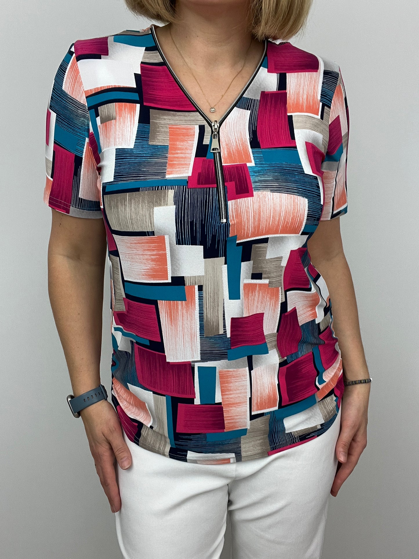 SUMMER short sleeve zip top
