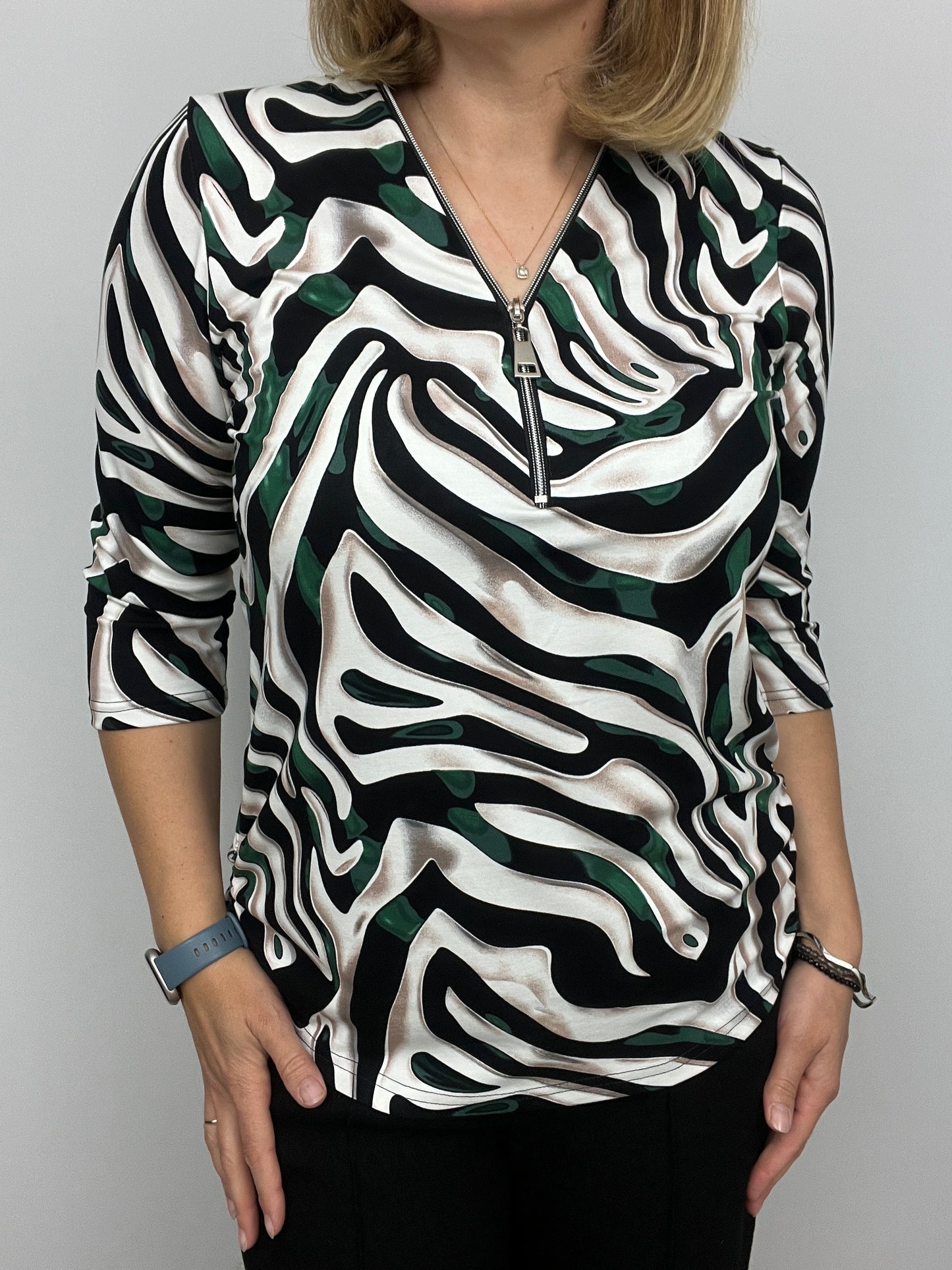 NATALIE zip top 3/4 sleeve