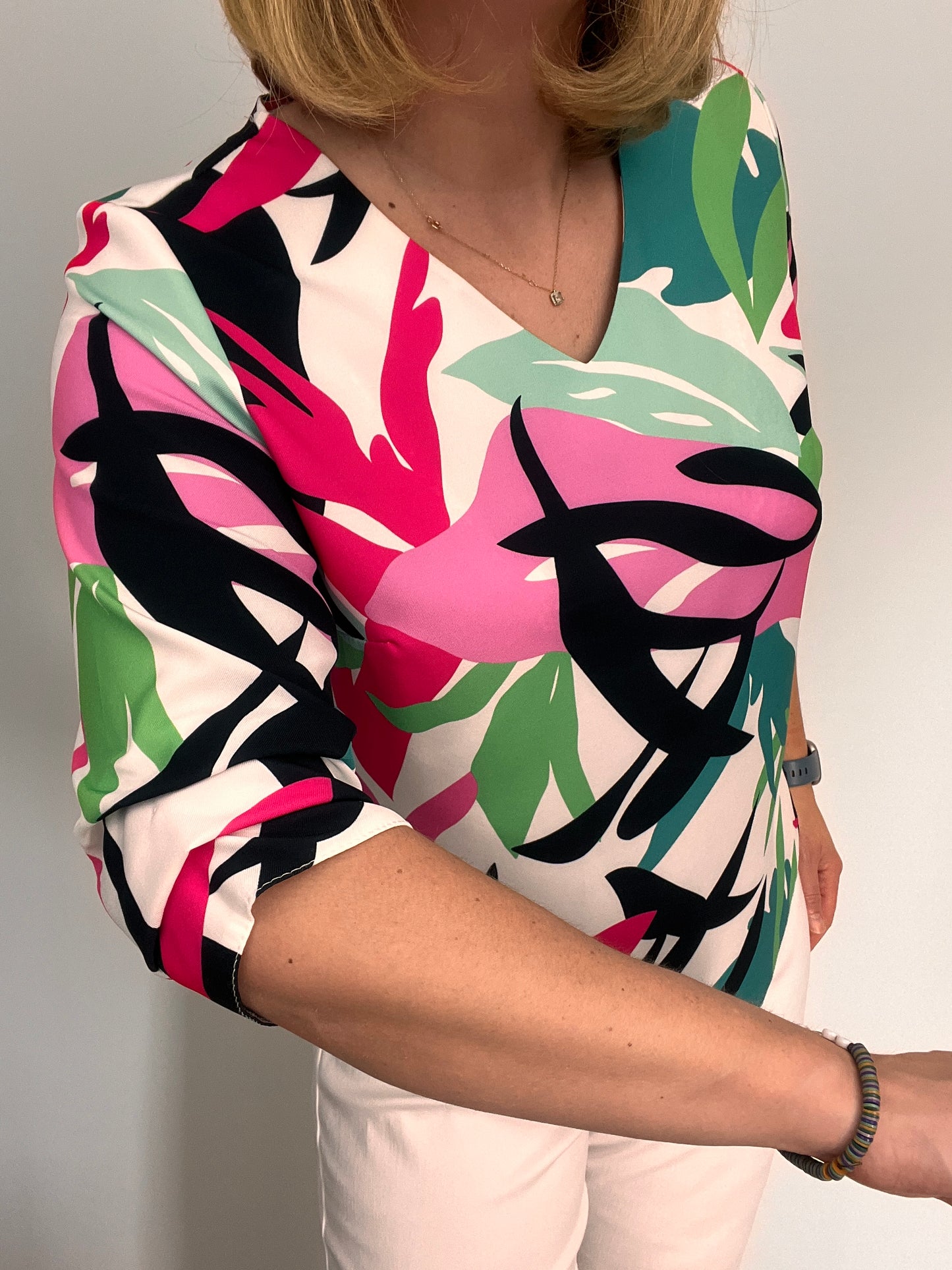 BETH v-neck top