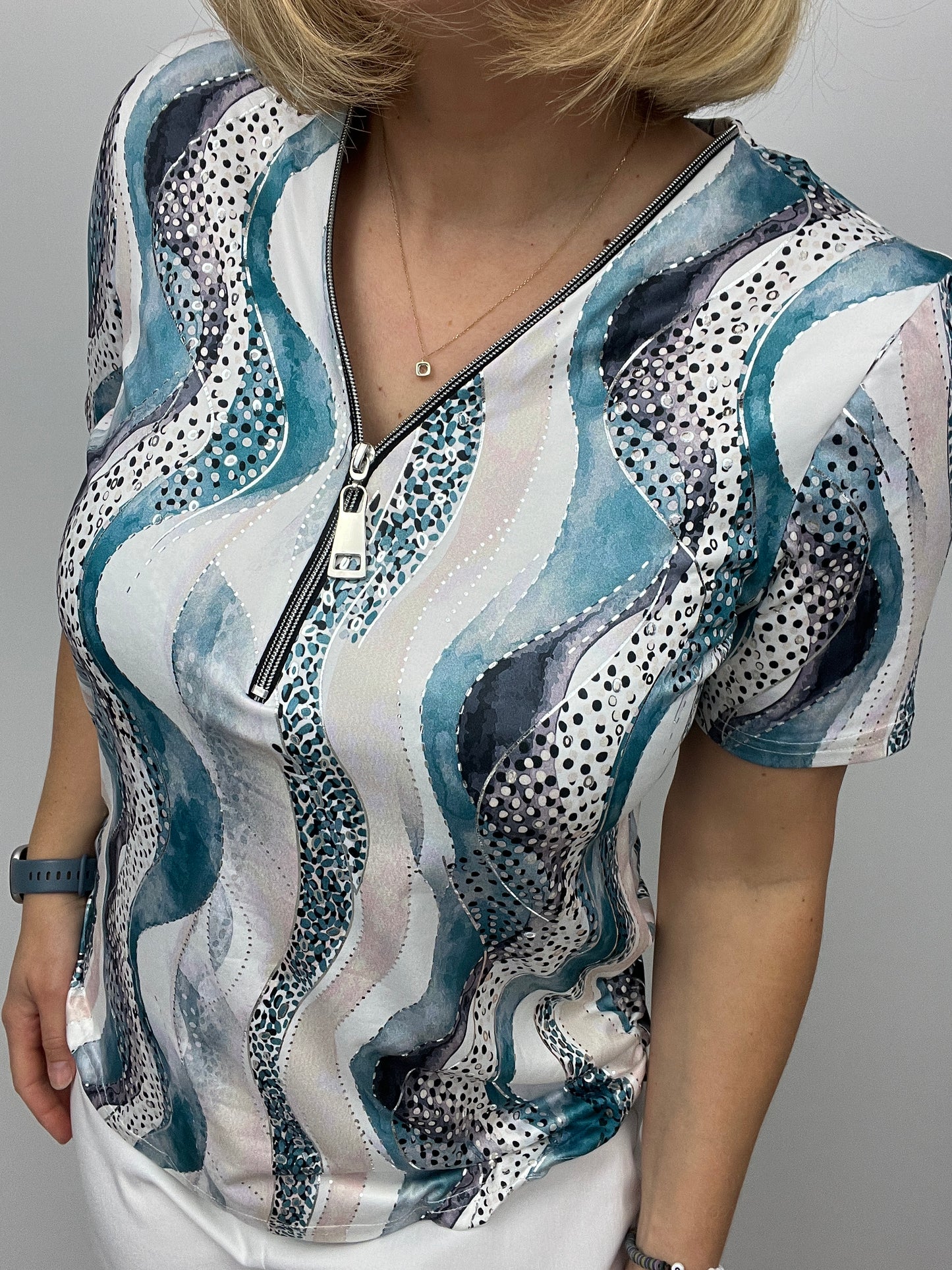DEIRDRE short sleeve zip top