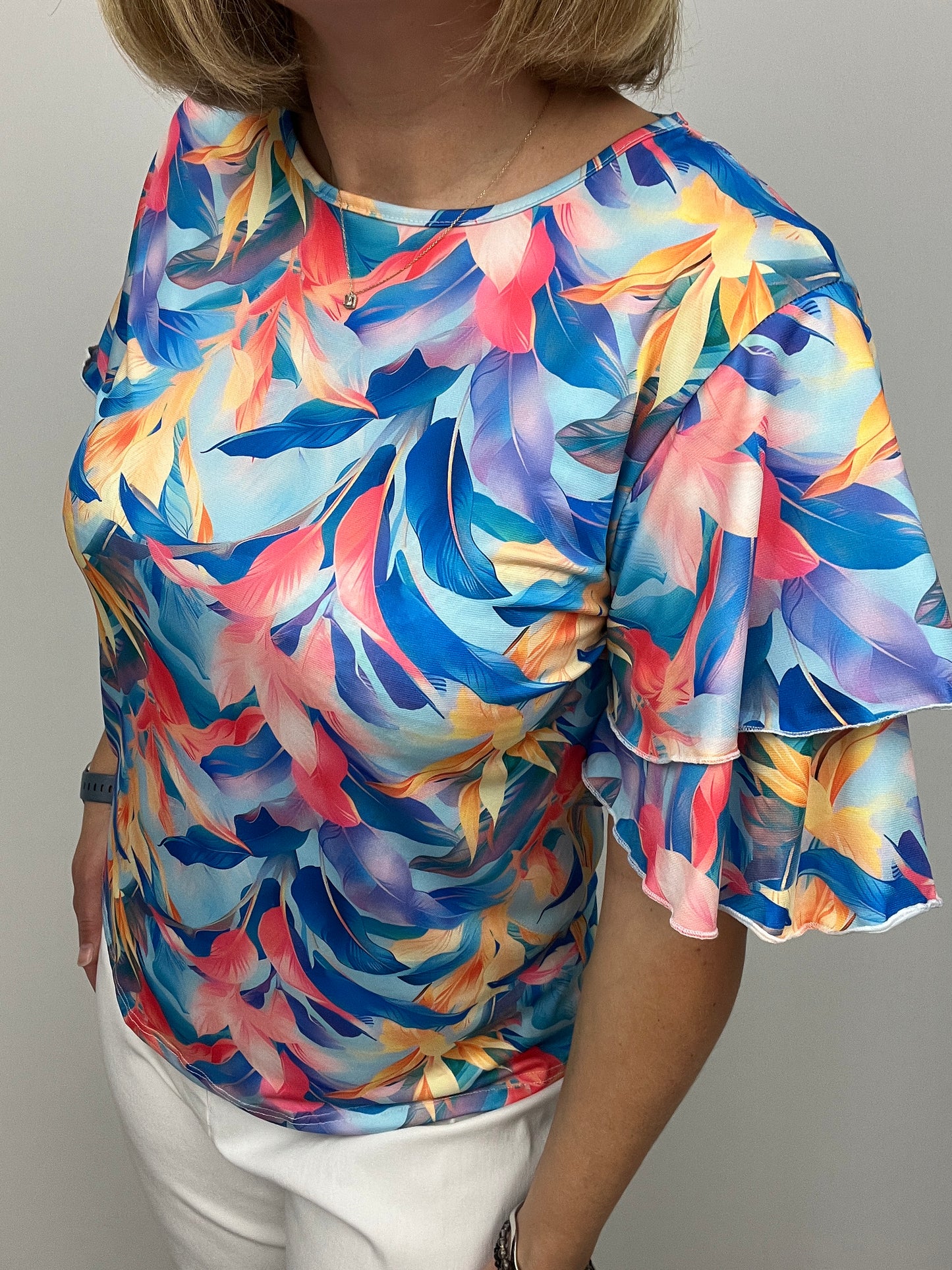 LOTTIE flutter sleeves top