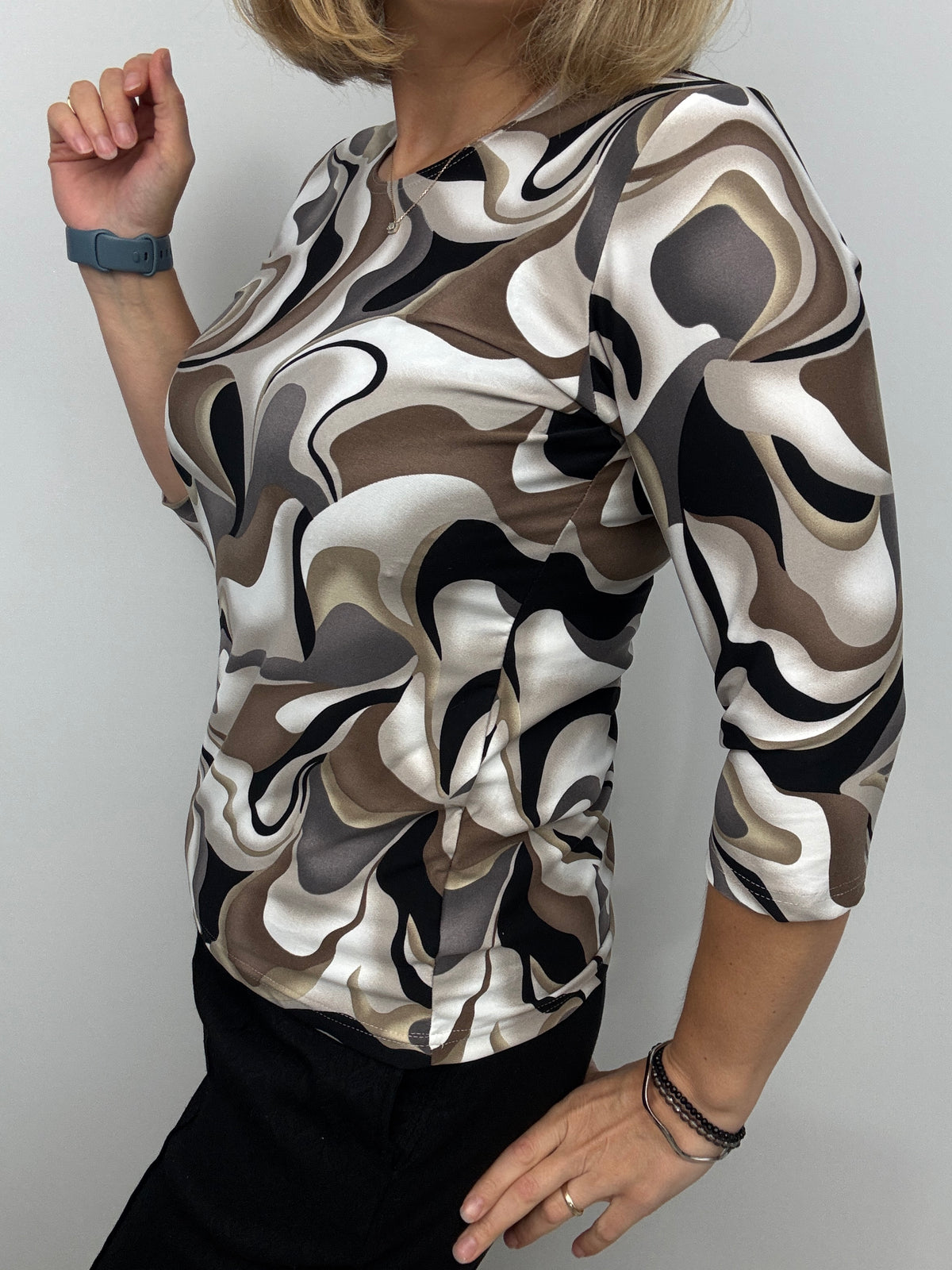 CLARA peachy feeling style top 3/4 sleeves