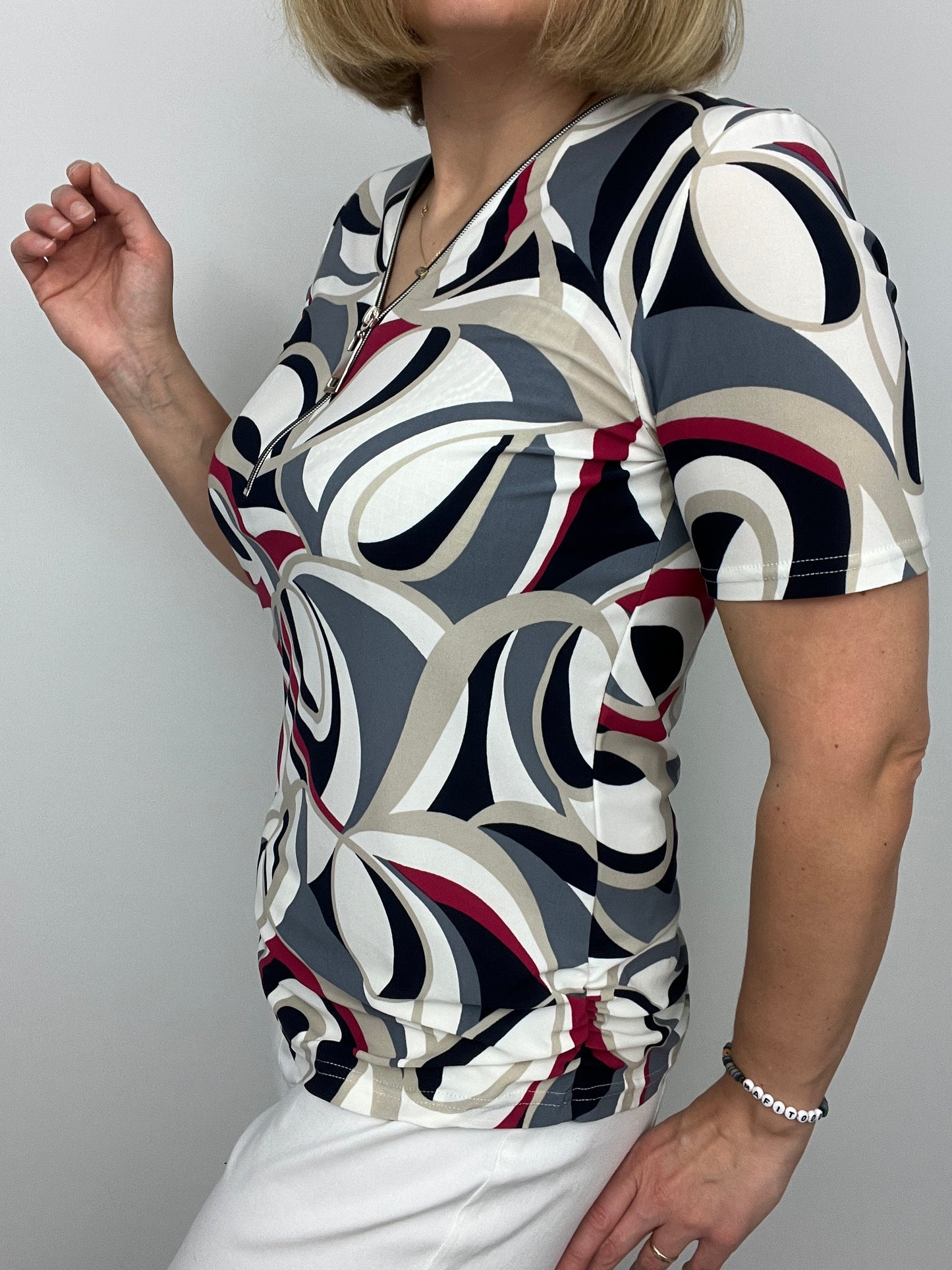 DOMINIQUE short sleeve zip top