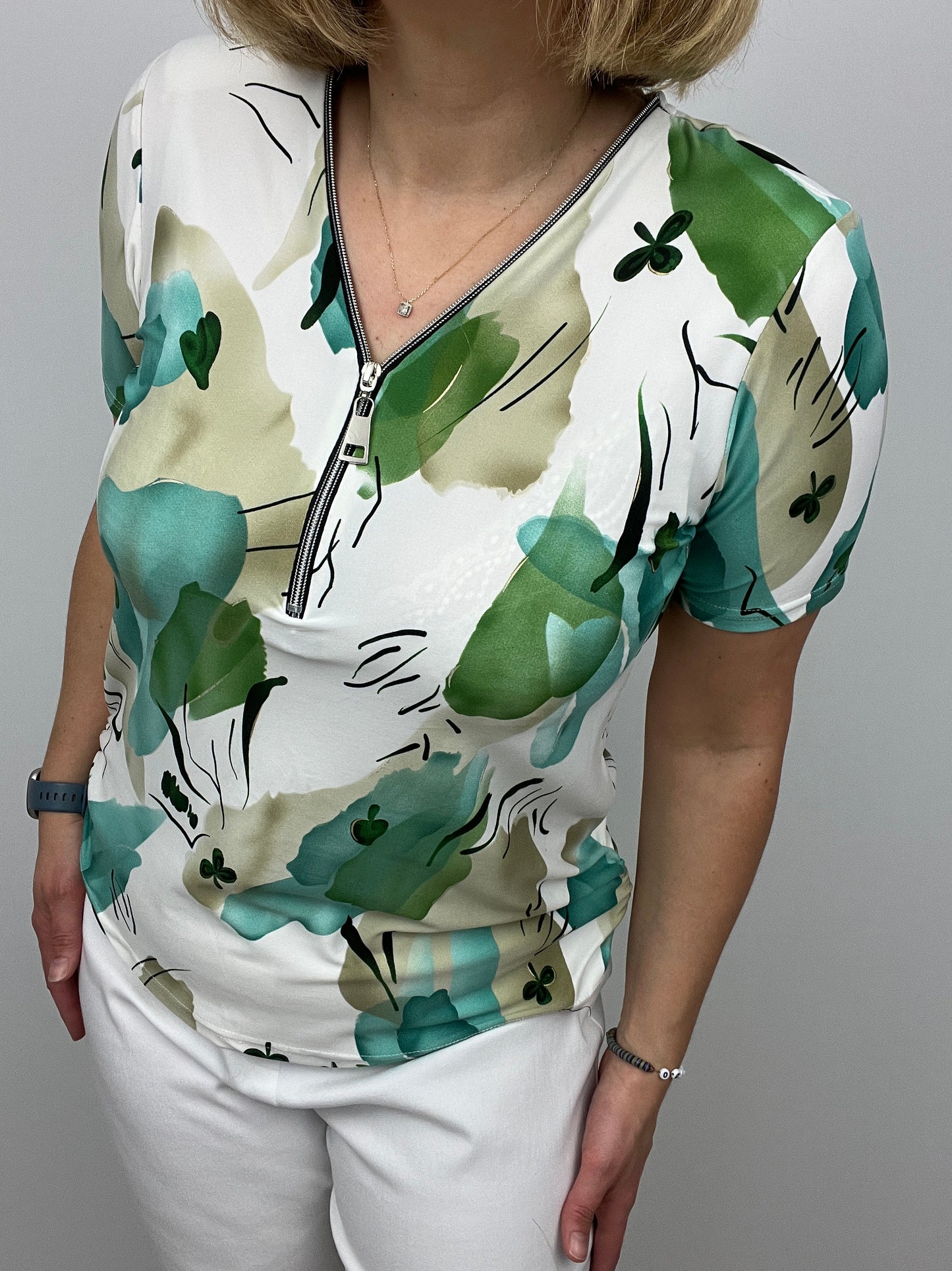 GEORGIA short sleeve zip top