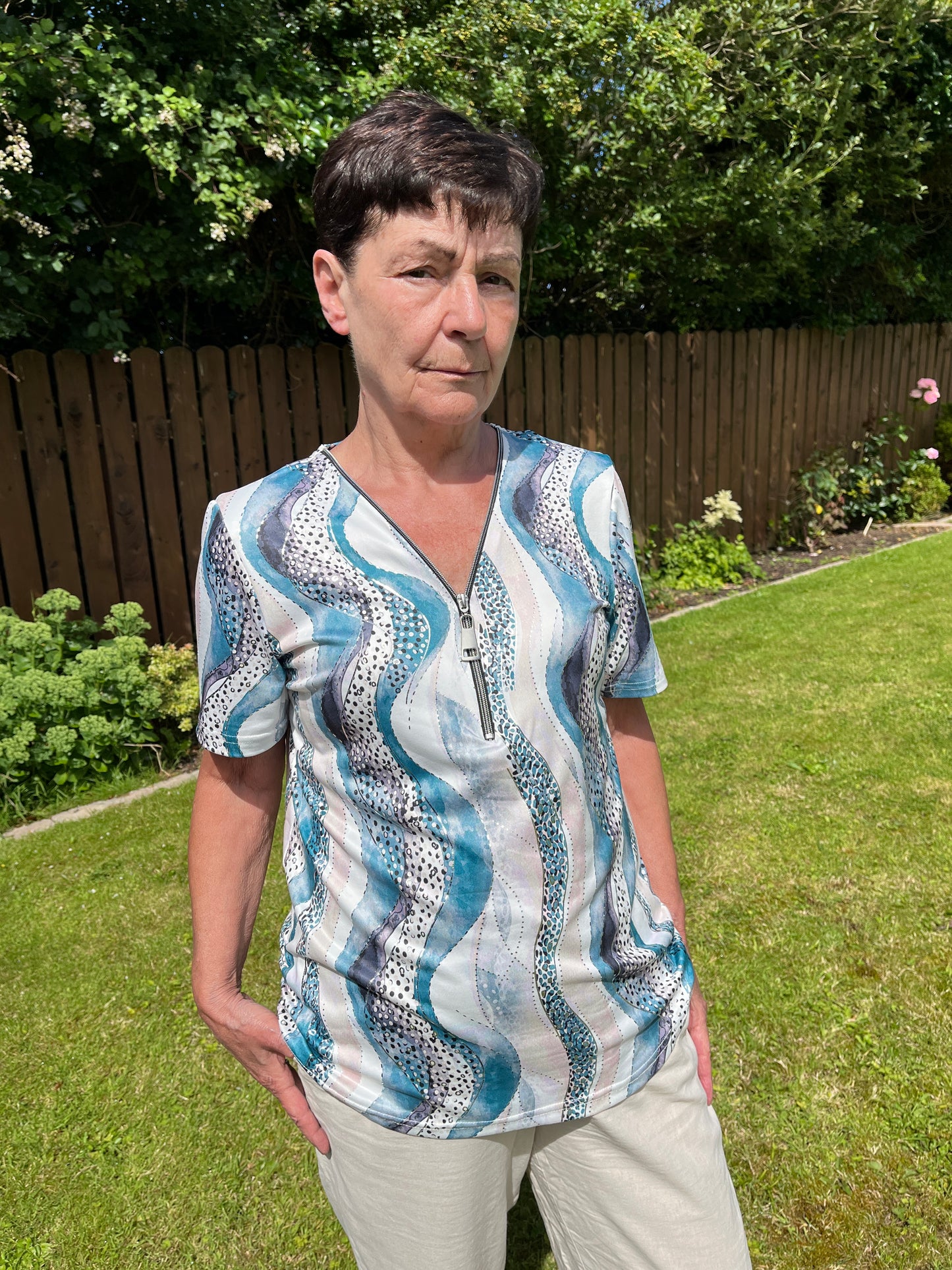 DEIRDRE short sleeve zip top