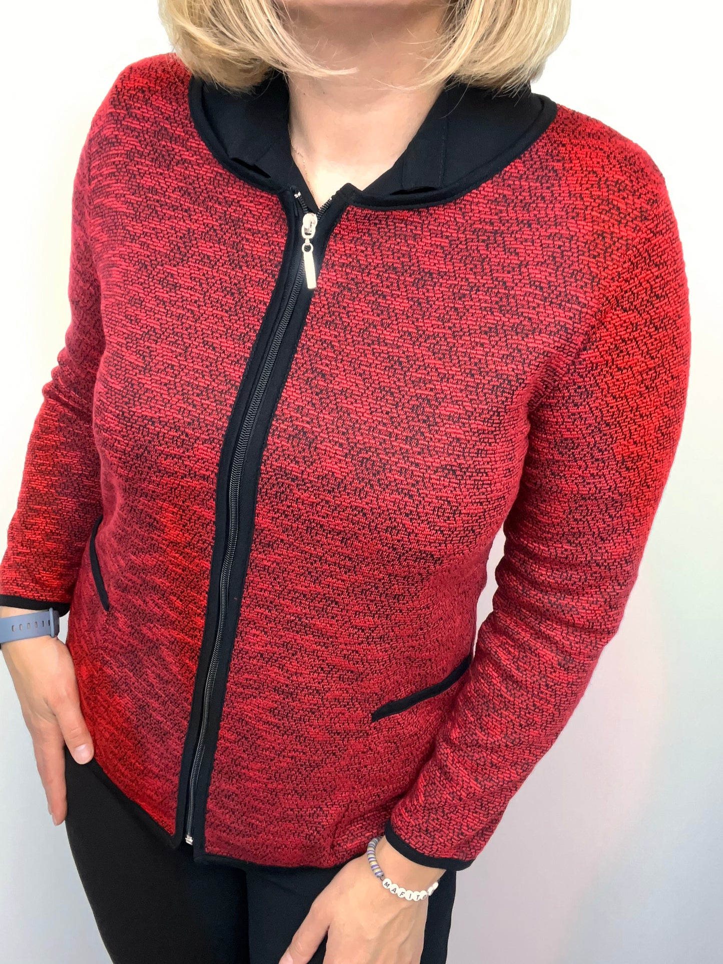 Red melange fine knit cardigan with zipper and pockets