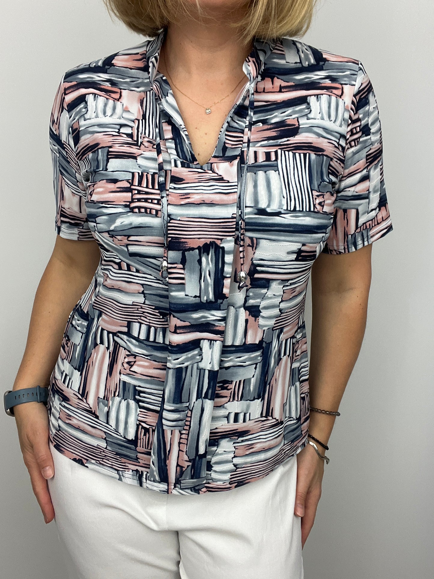 IRIS short sleeve top with stand up collar