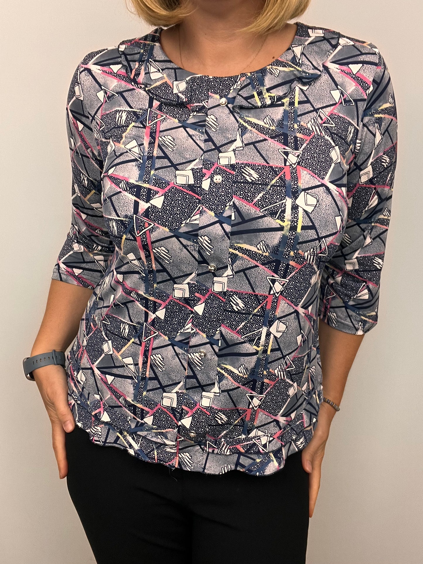BETTY top with single frill neckline