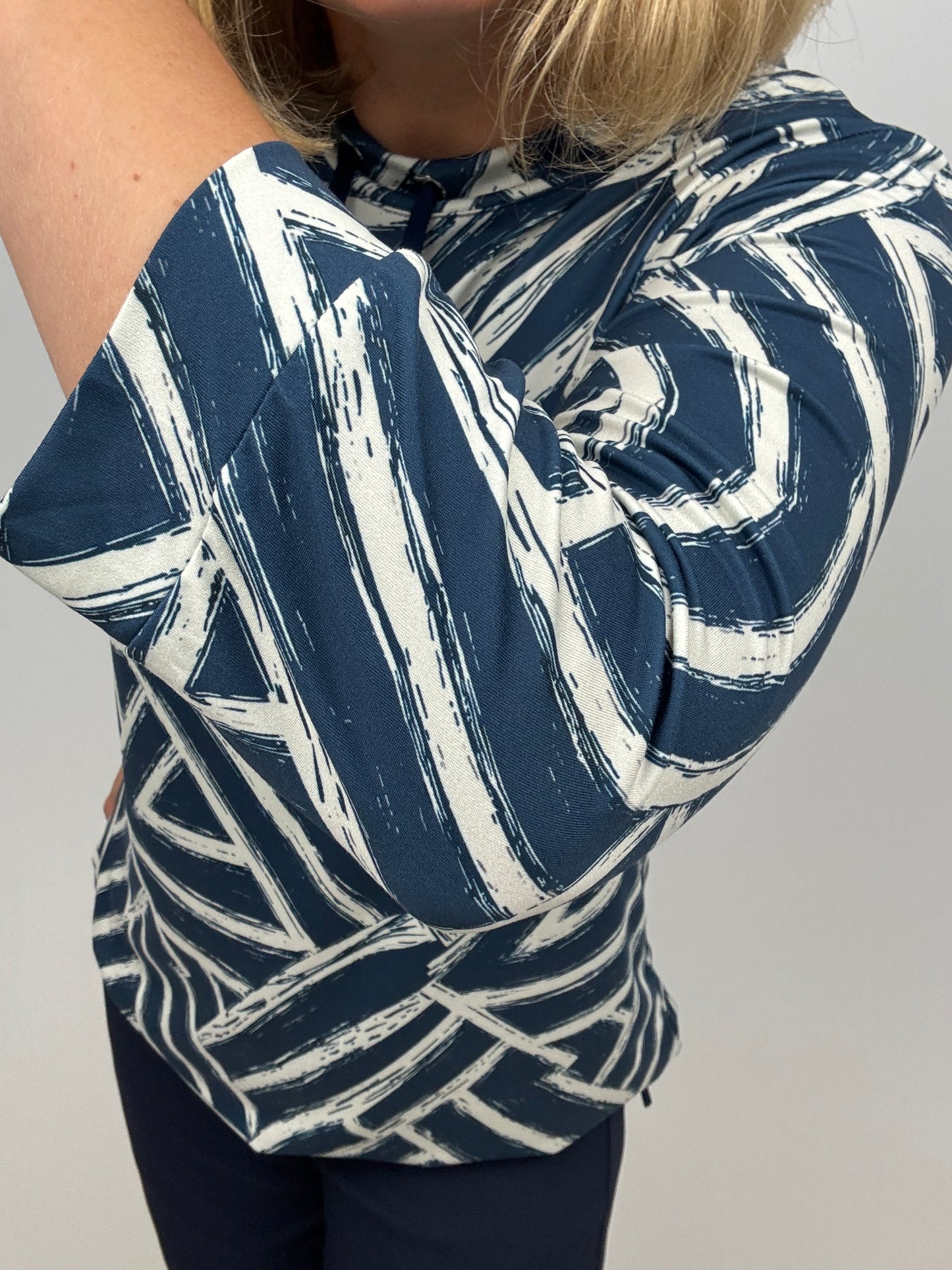 EVE soft brushed abstract print high-neck top