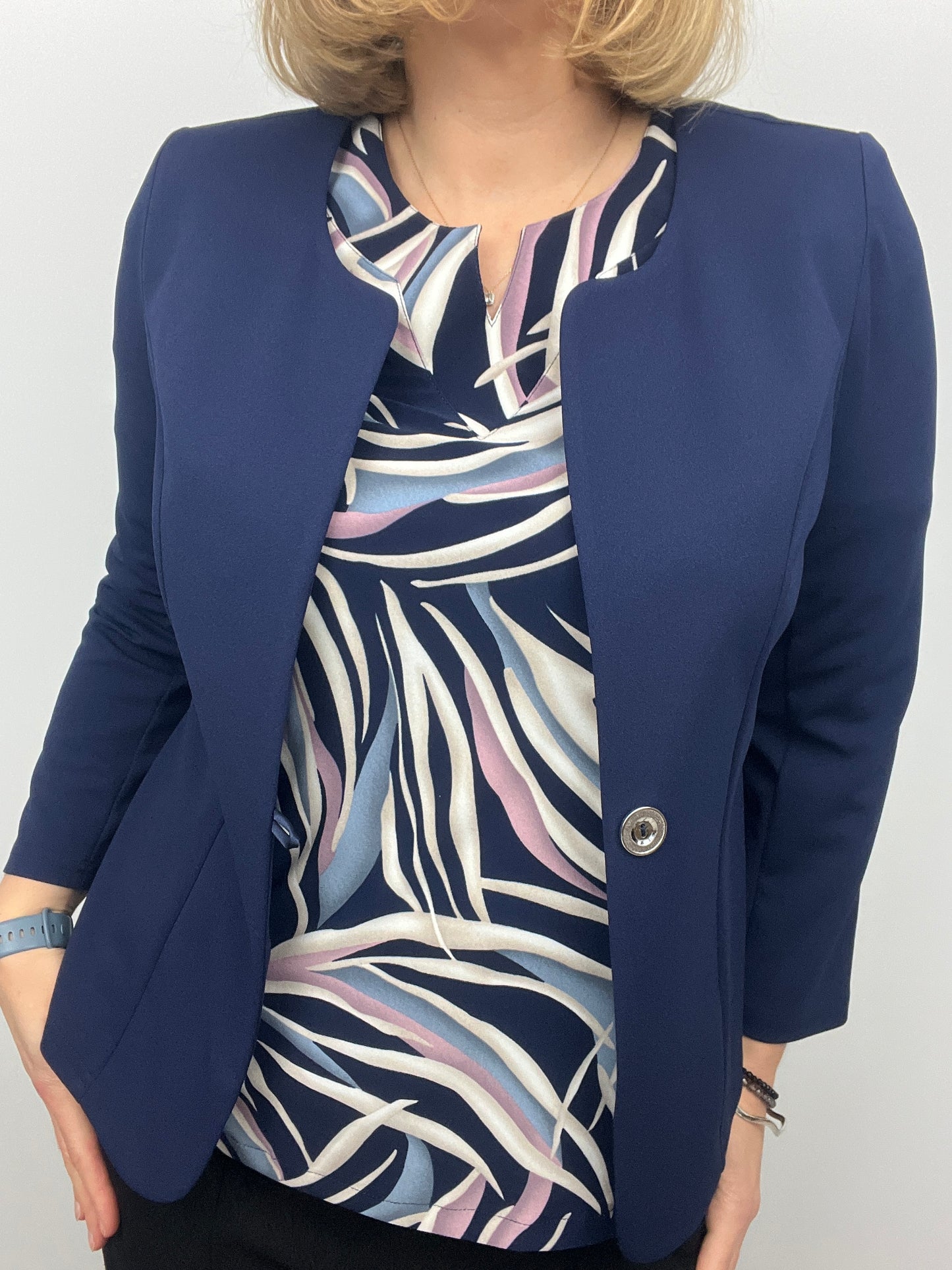 Navy One-button fabric jacket