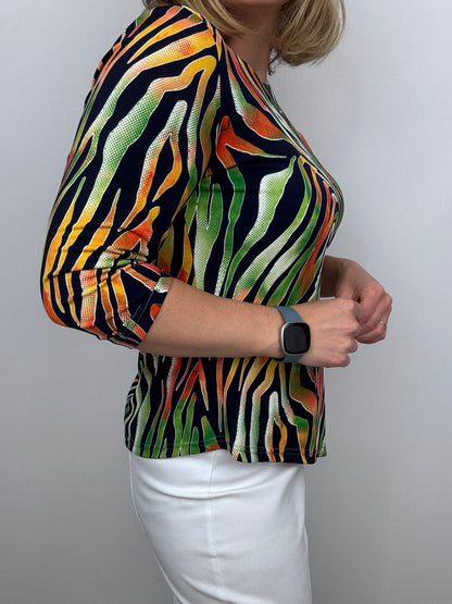 TRACEY round neck top with dipped hem