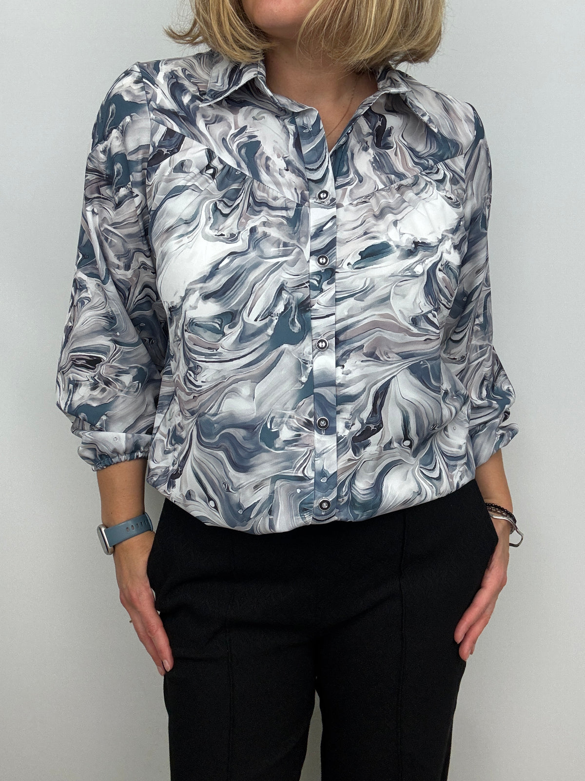 JOAN blouse with collar