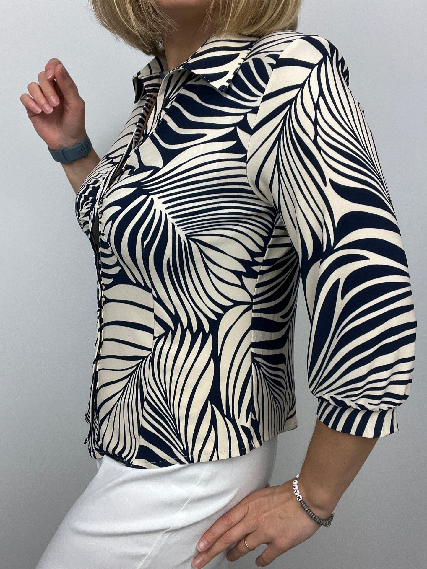 FREYA button down blouse