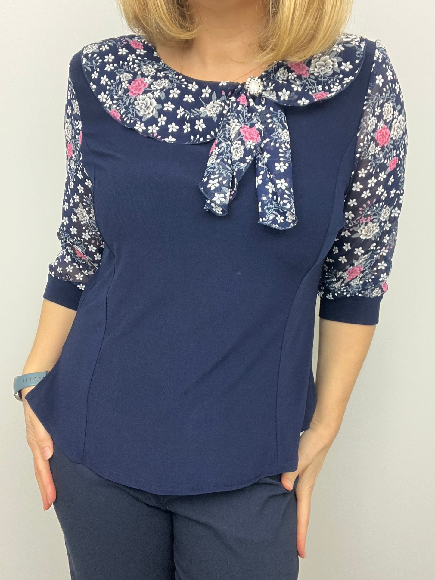 ERICA top with bow detail at neckline