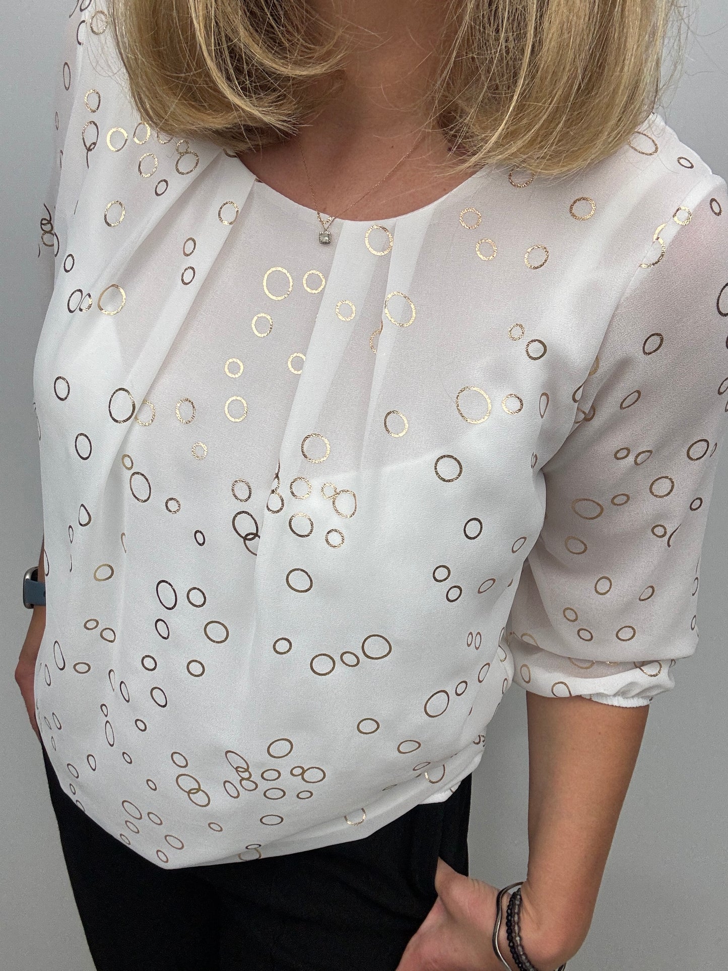 CONNIE top with gently elasticated hem