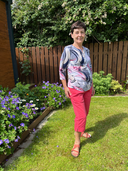GLORIA top with mini v-neck