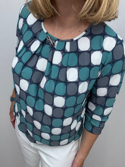 HOPE top with gently elasticated hem