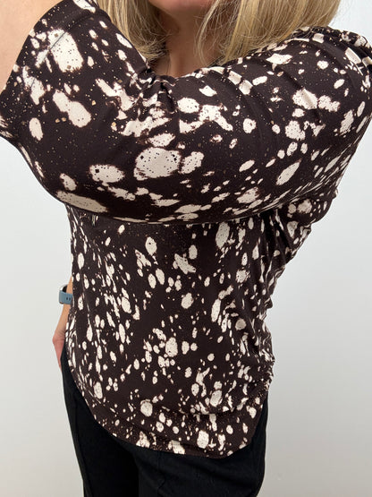 LEAH brown 3/4 sleeve zip top