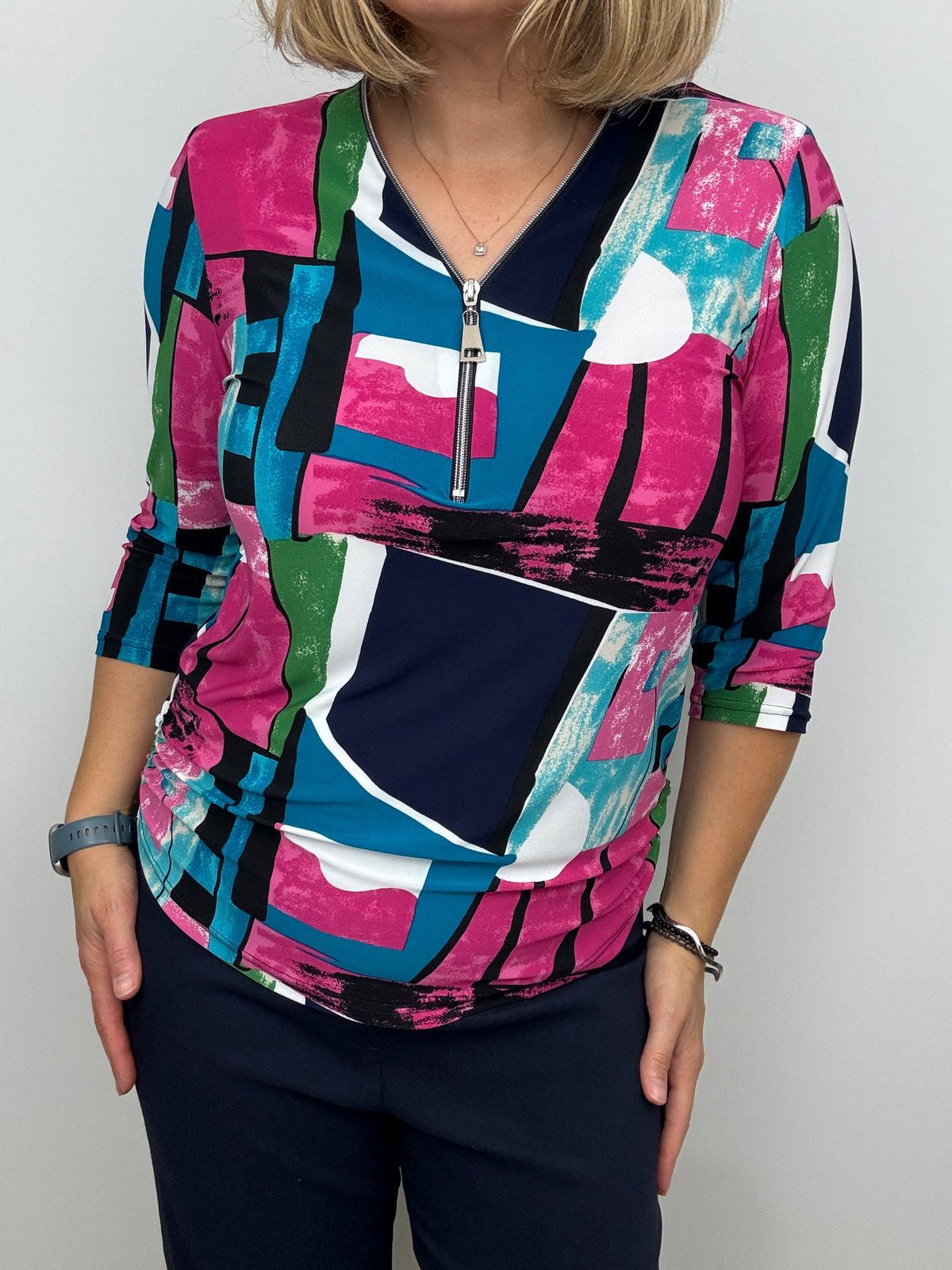 ORLA 3/4 sleeve zip top