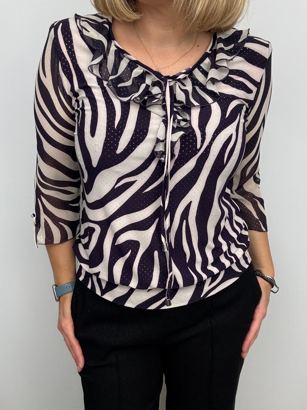 CARLA ruffle top