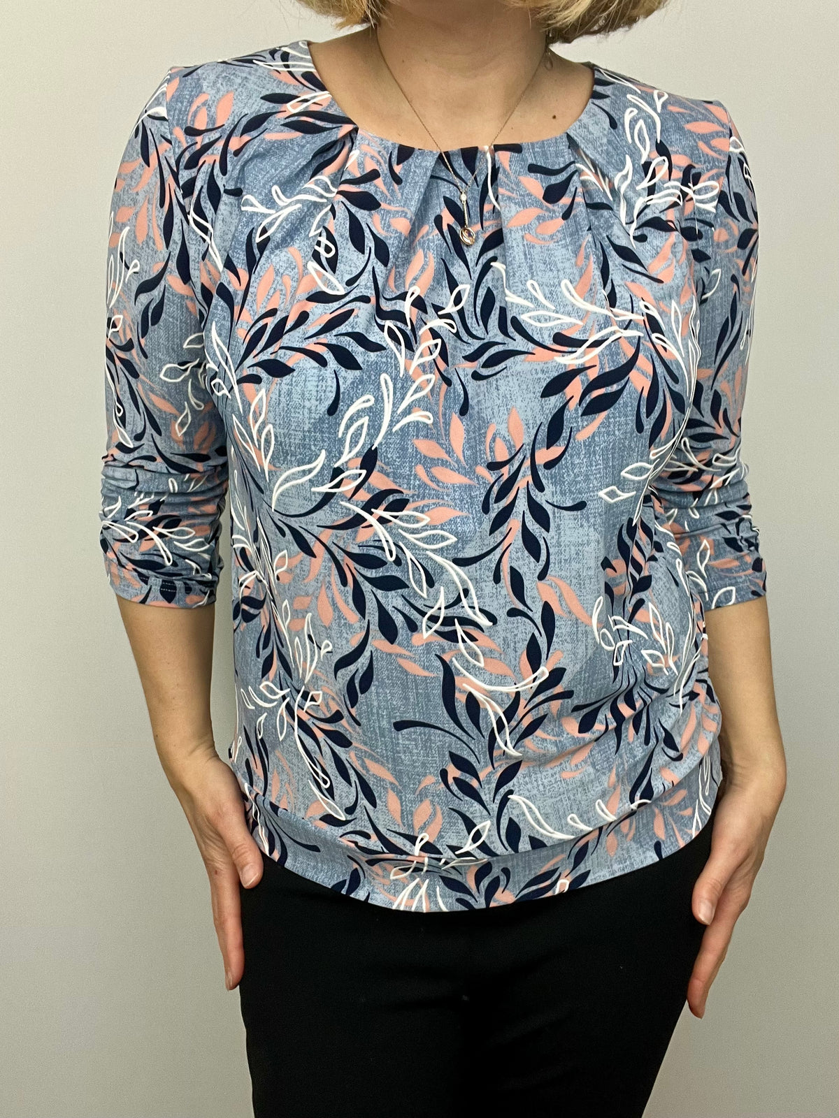 SHARON relaxed fit top with wide band hem