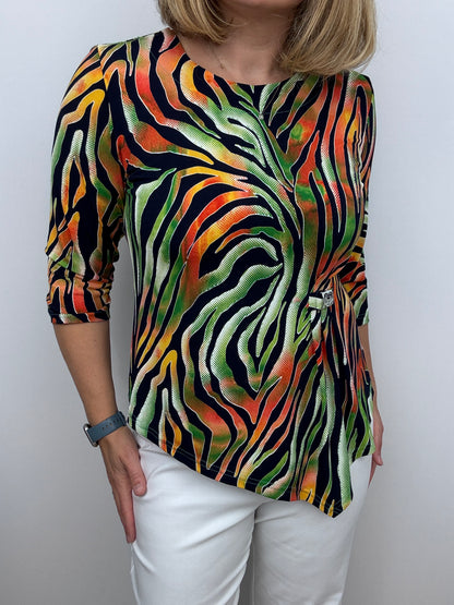 TRACEY round neck top with dipped hem