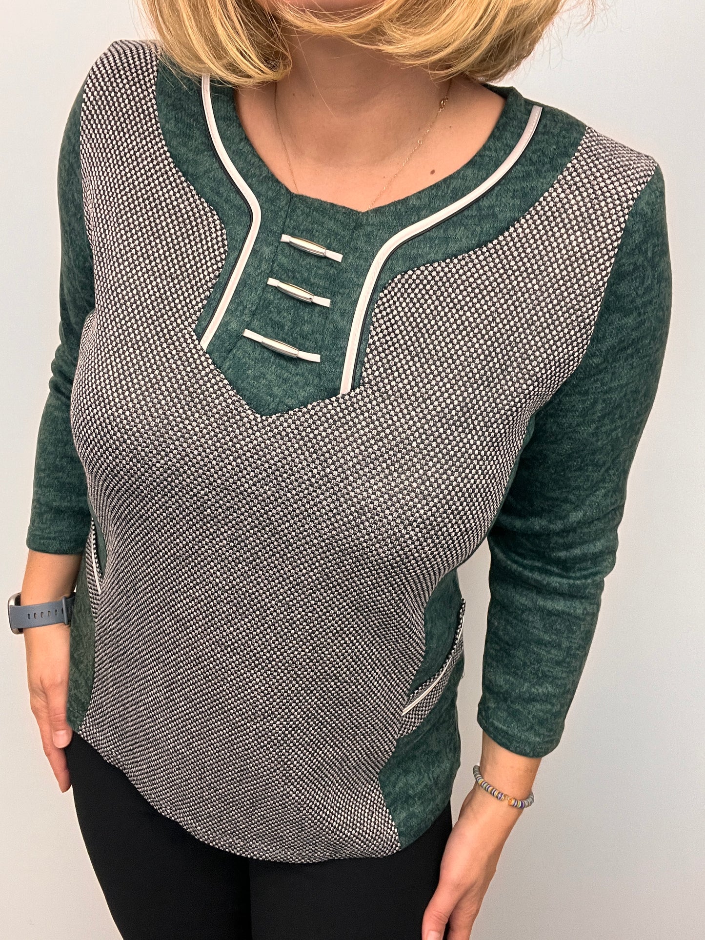 SALMA green fine knit winter top